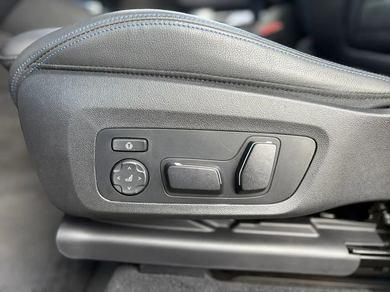 BMW iX3 High Executive Edition M-Sport 80 kWh Panoramadak, миниатюра 13