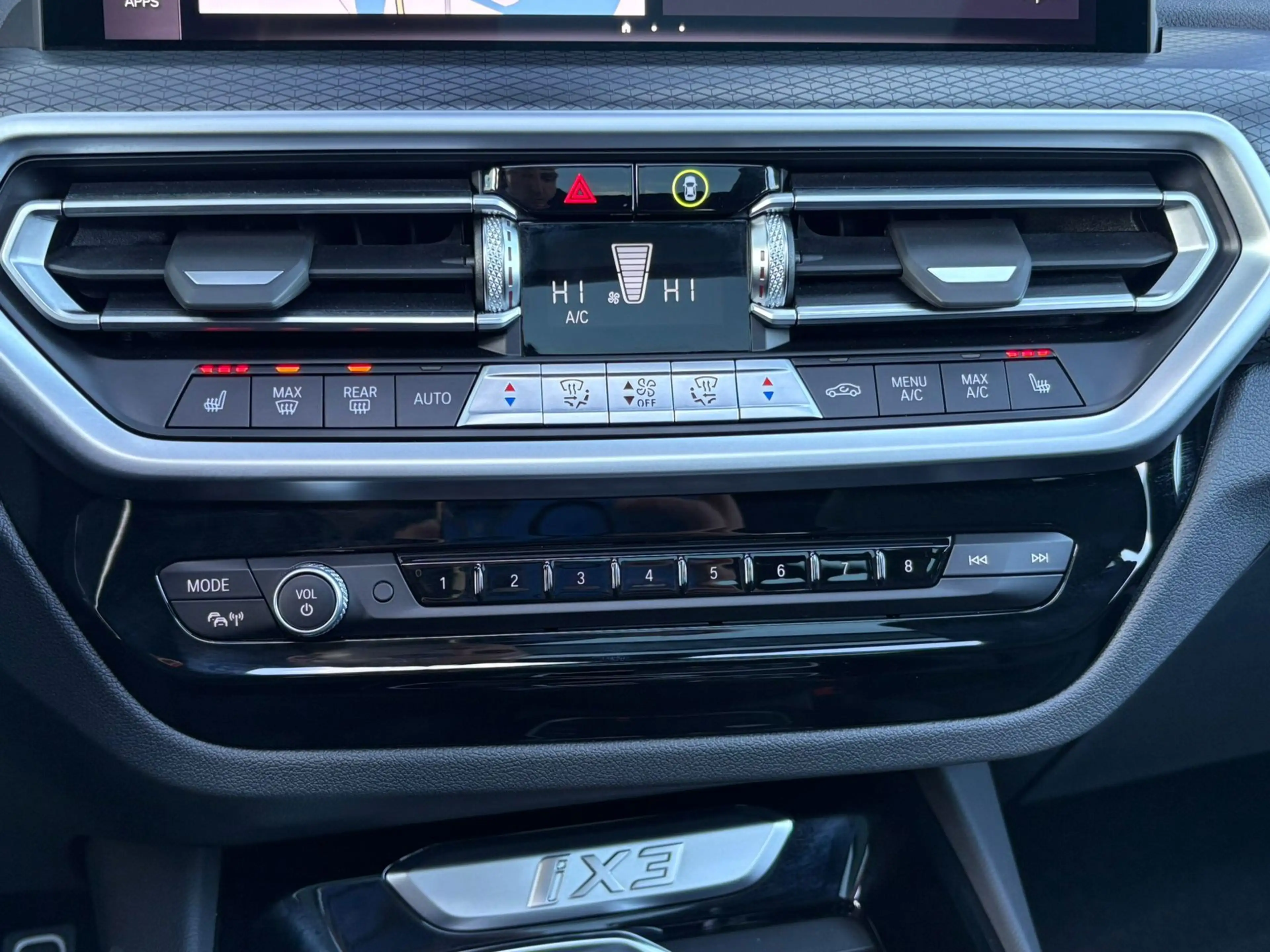 BMW iX3 High Executive Edition M-Sport 80 kWh Panoramadak — photo 17