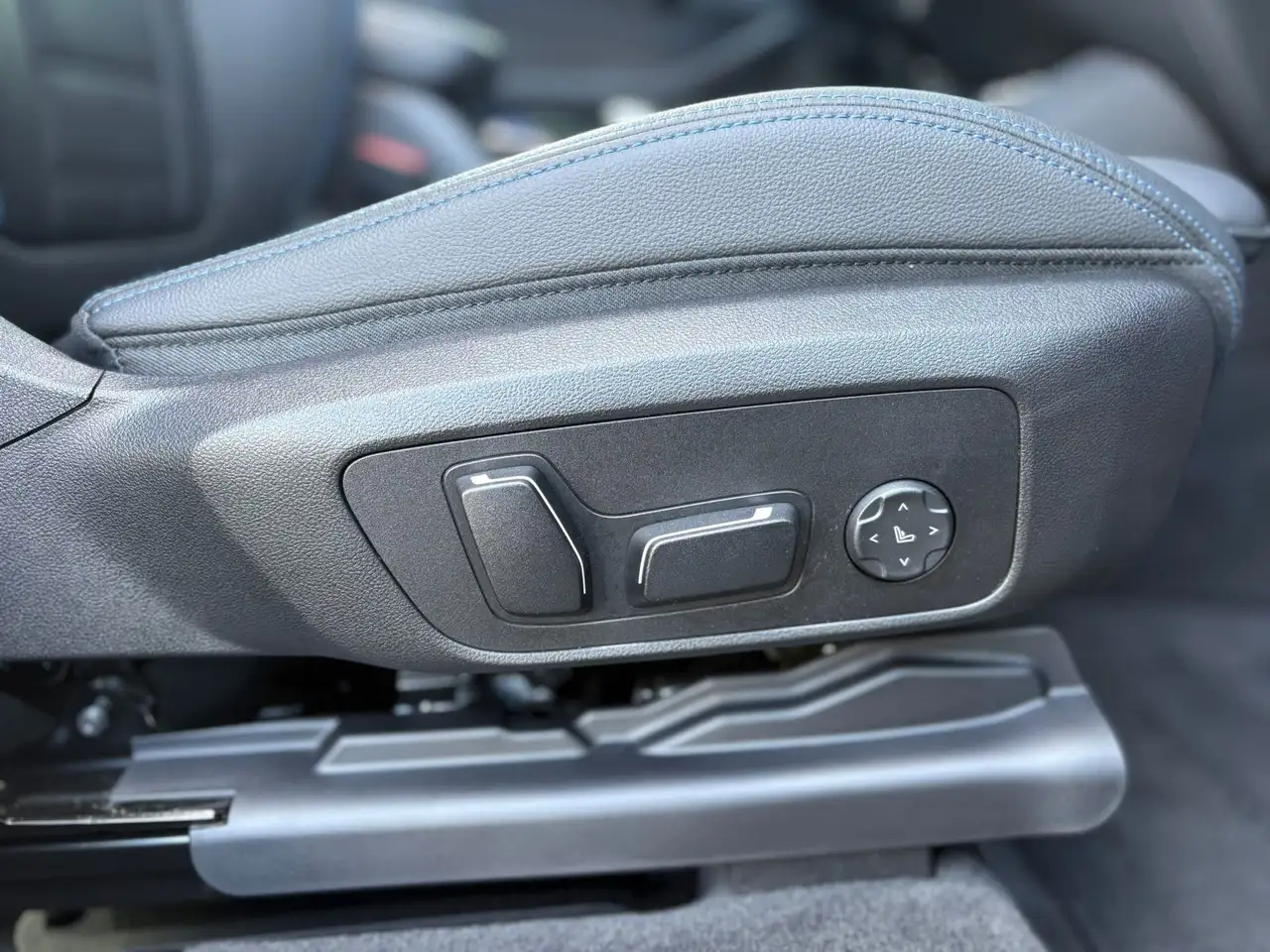BMW iX3 High Executive Edition M-Sport 80 kWh Panoramadak, миниатюра 14