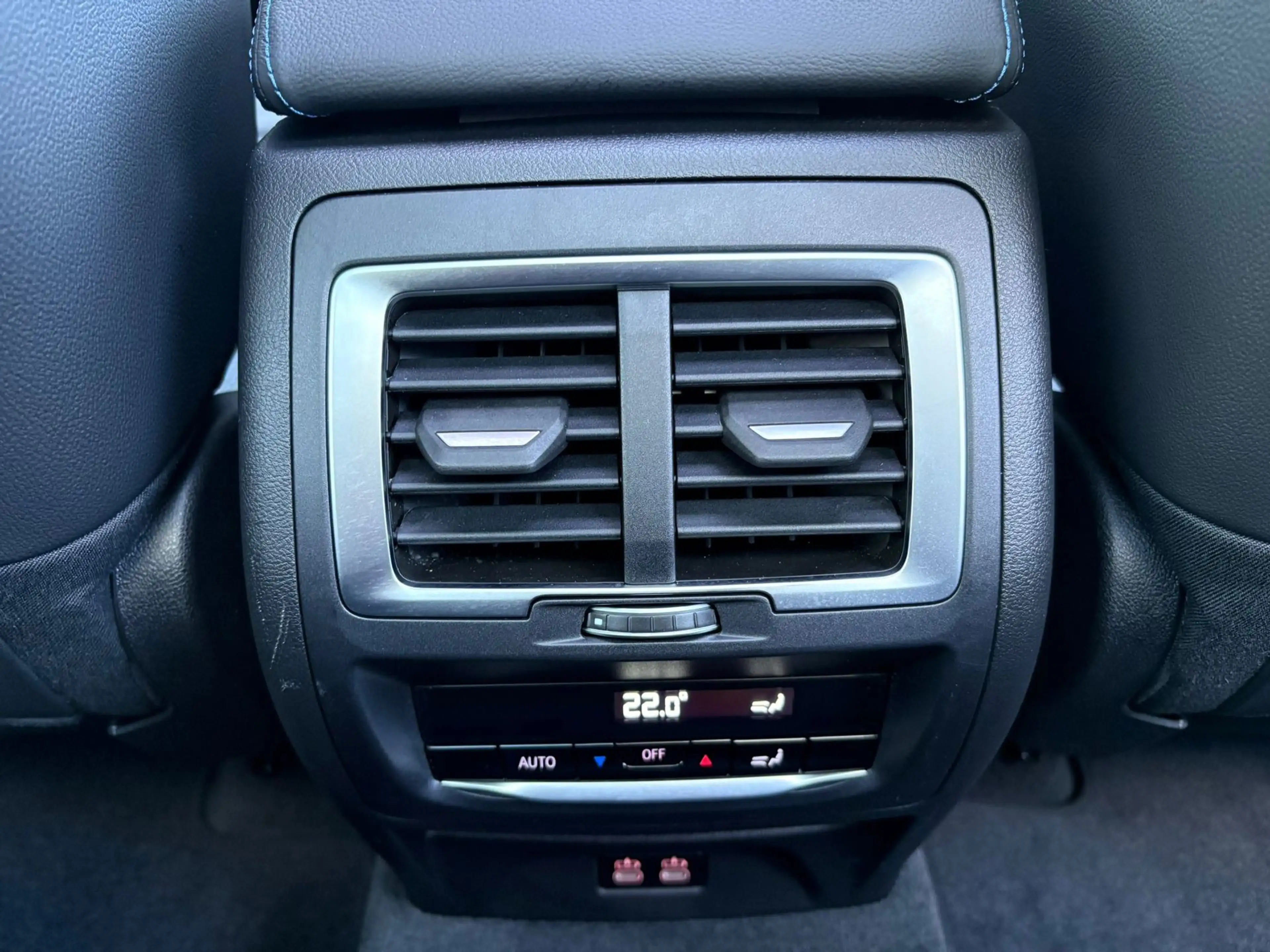 BMW iX3 High Executive Edition M-Sport 80 kWh Panoramadak — photo 37