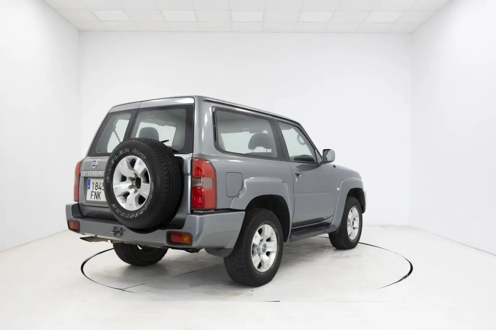 Nissan Patrol 3.0DI XE Plus Grey - 2