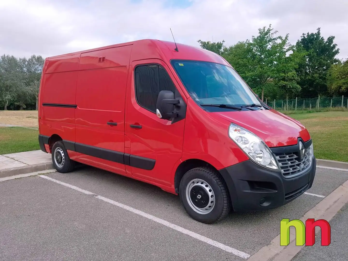 Renault Master Furgón T L2H2 3500 dCi 96kW (130CV) E6 Red - 2