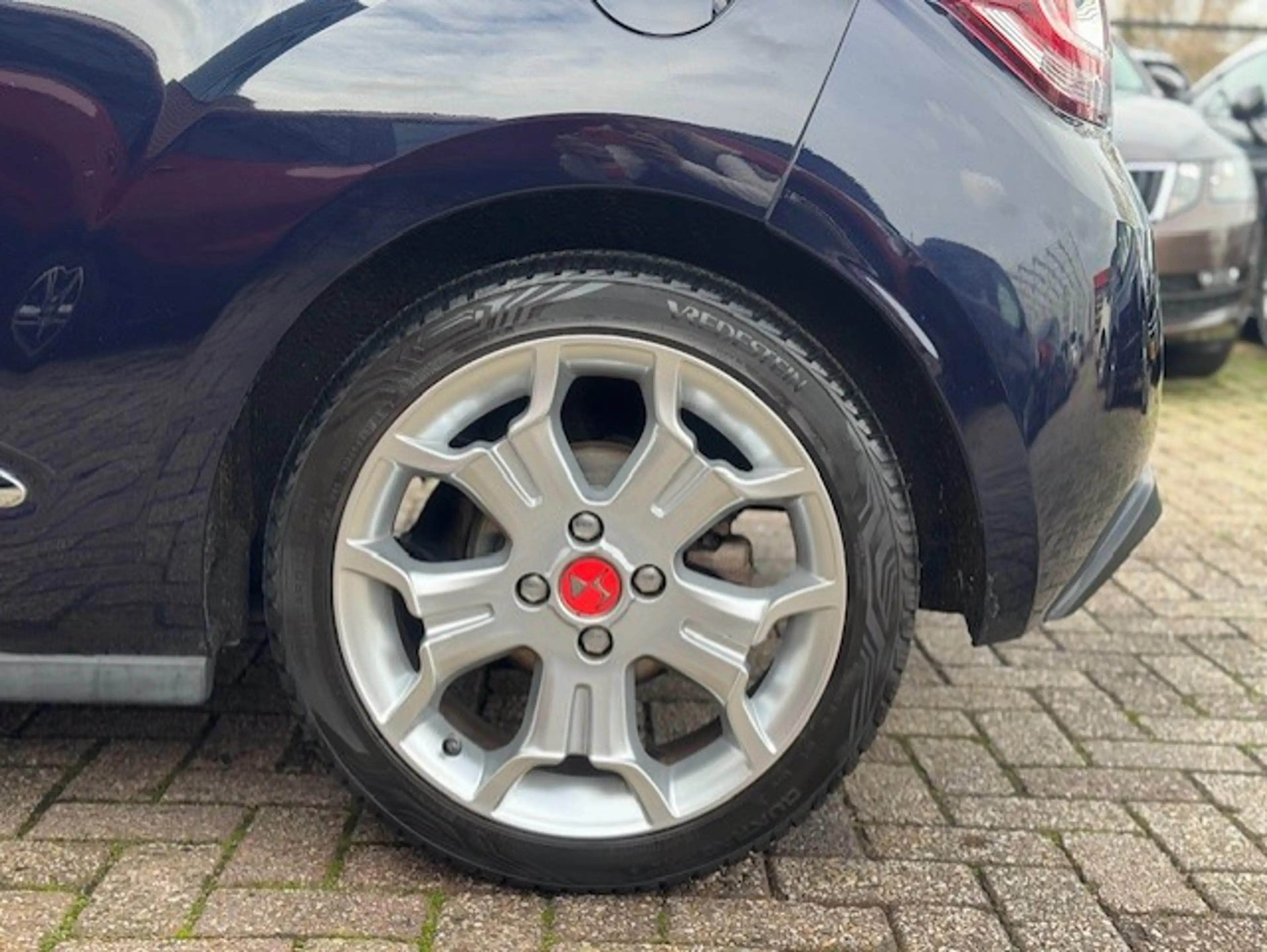 DS Automobiles DS 3 1.2 So Red -1e eigenaar-Dealer onderhouden-leder-c — photo 6