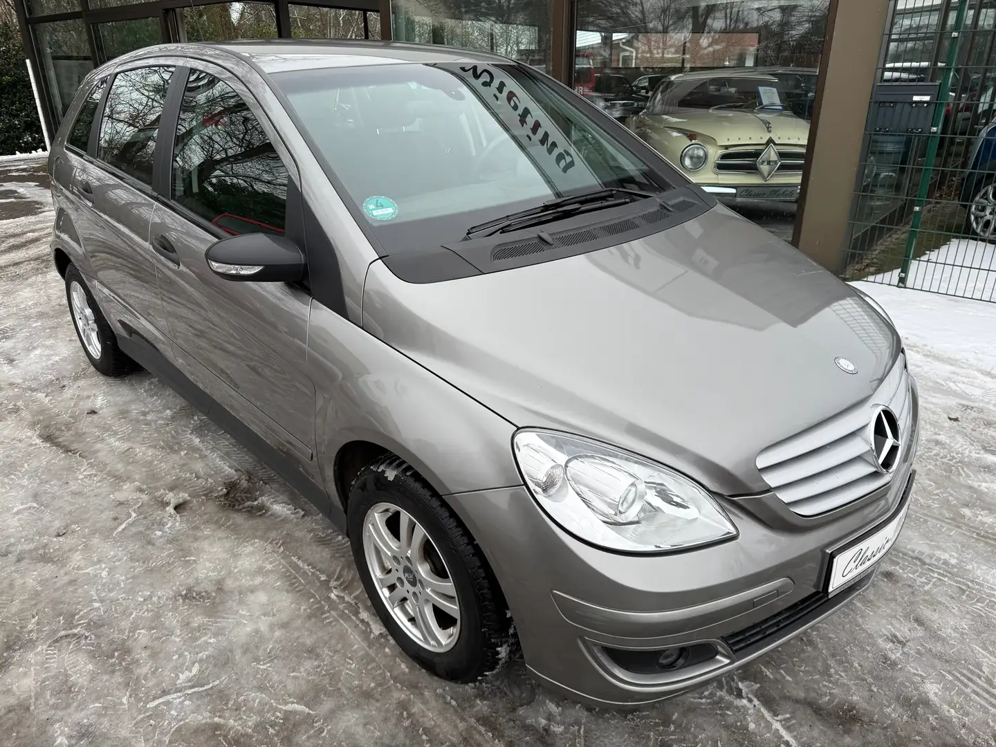 Mercedes-Benz B 150 *nur 112 TKM*HU neu*2.Hand*Klima*GJ-Reifen*MFL* Grau - 1