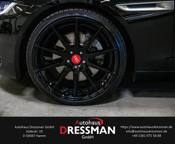 Jaguar Xe view 8