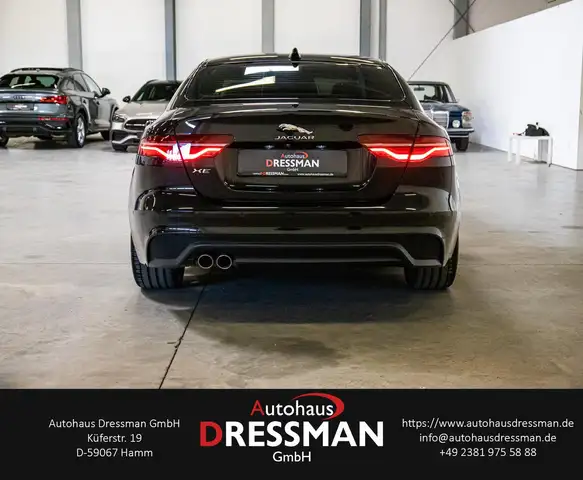 Jaguar Xe view 6