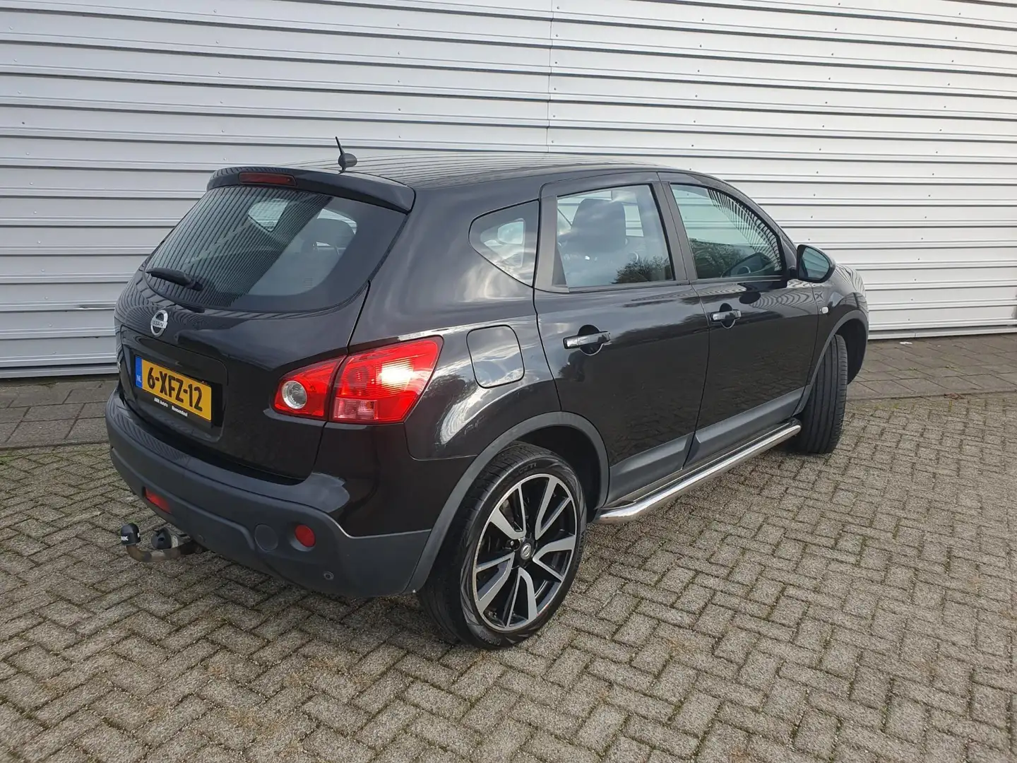 Nissan Qashqai 1.6 Acenta Clima/Cruise/LM 19"/Trekhaak Zwart - 2