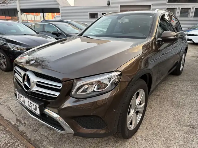 Mercedes-Benz GLC 250 d 4Matic 2.2 EXCLUSIVE/KAMERA/PANO/