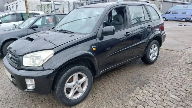 Toyota Autres RAV 4 2.0 D-4D 4x4