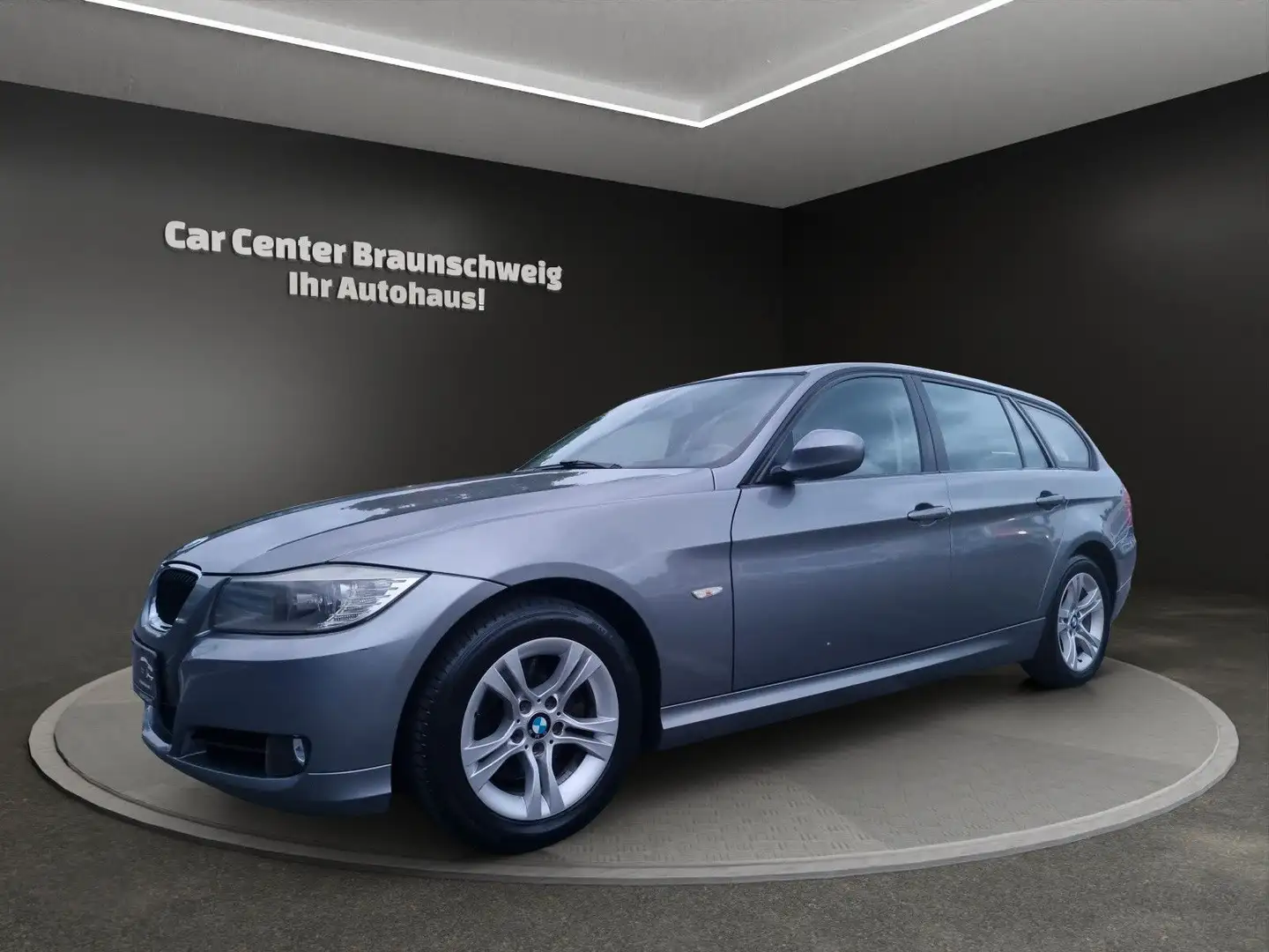 BMW 320 d Touring xDrive+Automatik+LED+ Grau - 1