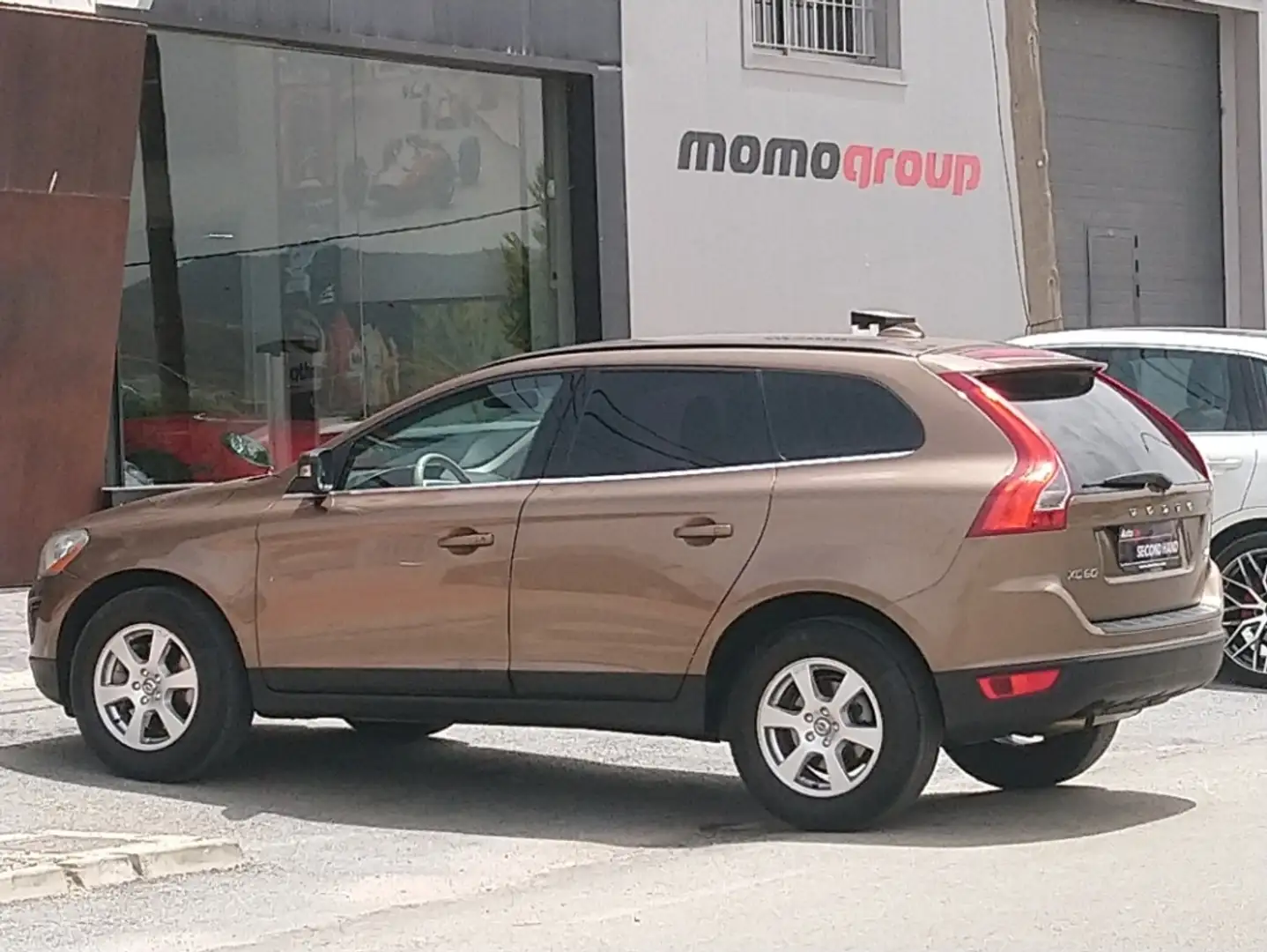 Volvo XC60 2.4D Summum Geartronic Marrón - 2