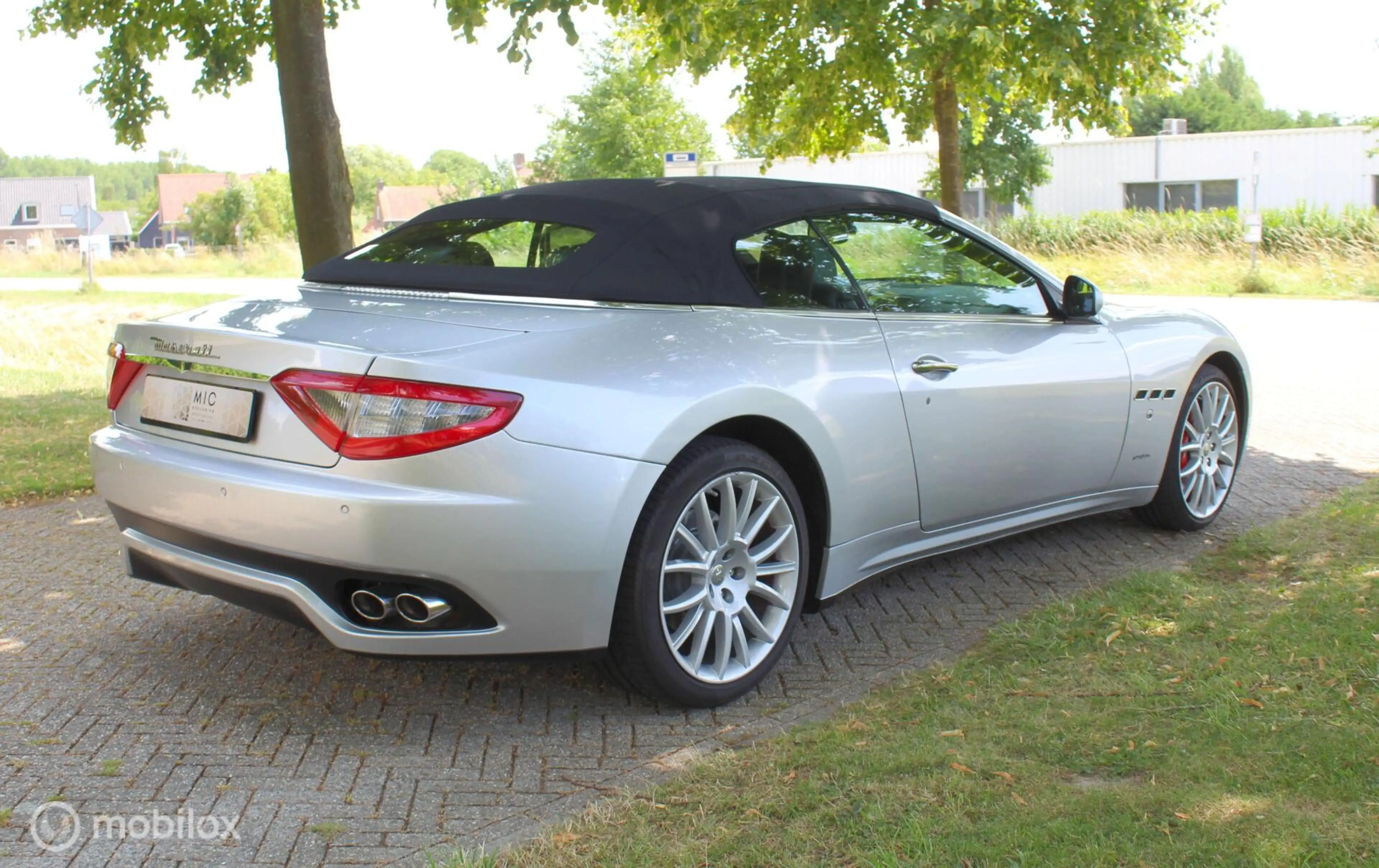 Maserati GranCabrio 4.7 — photo 14