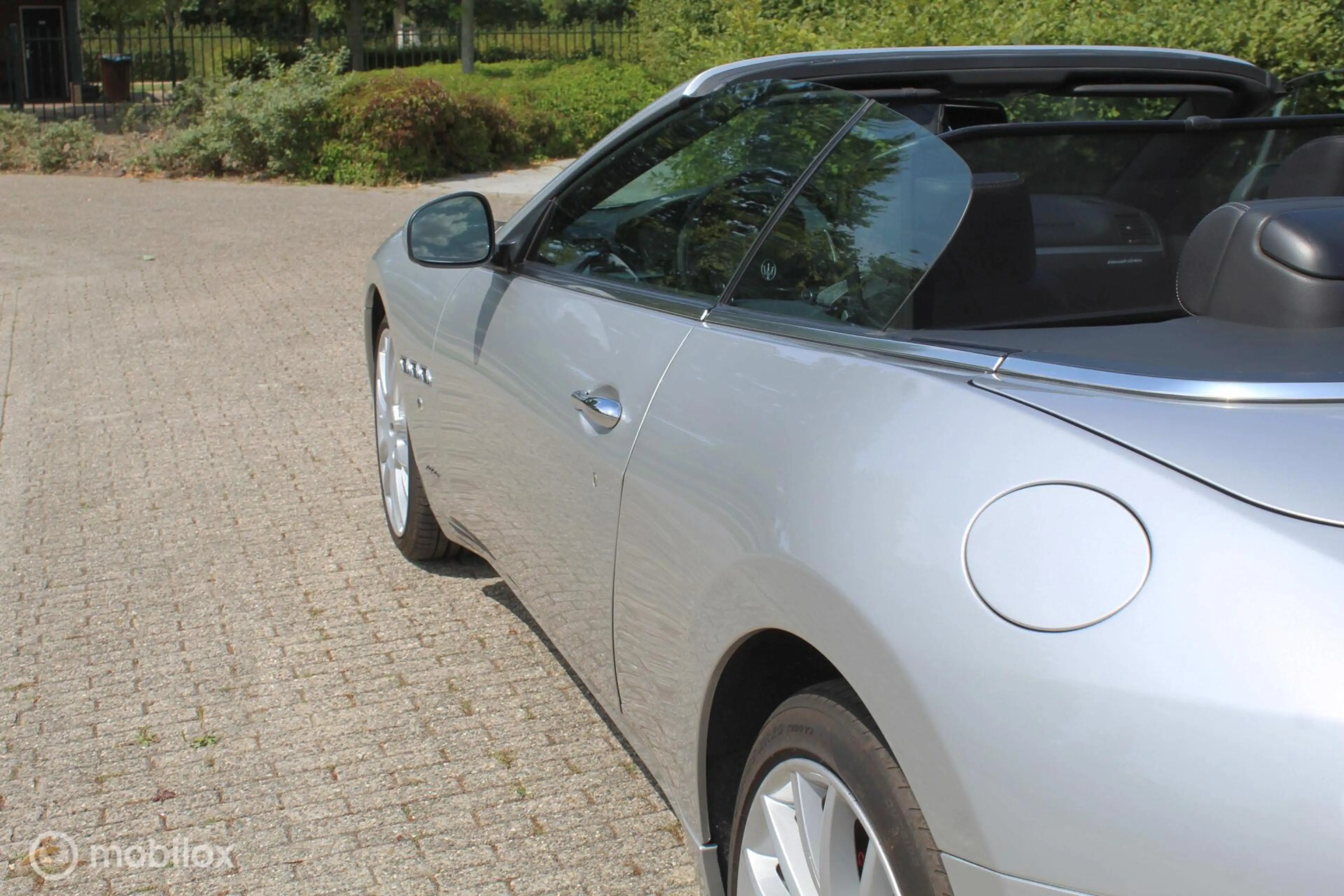 Maserati GranCabrio 4.7 — photo 37