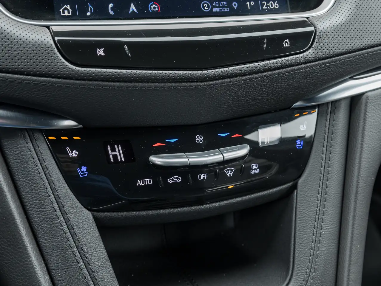 Cadillac XT5 снимка Cadillac XT5