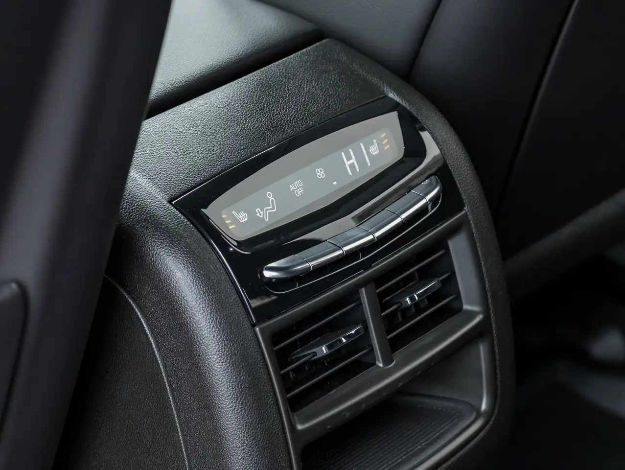 Cadillac XT5 снимка Cadillac XT5