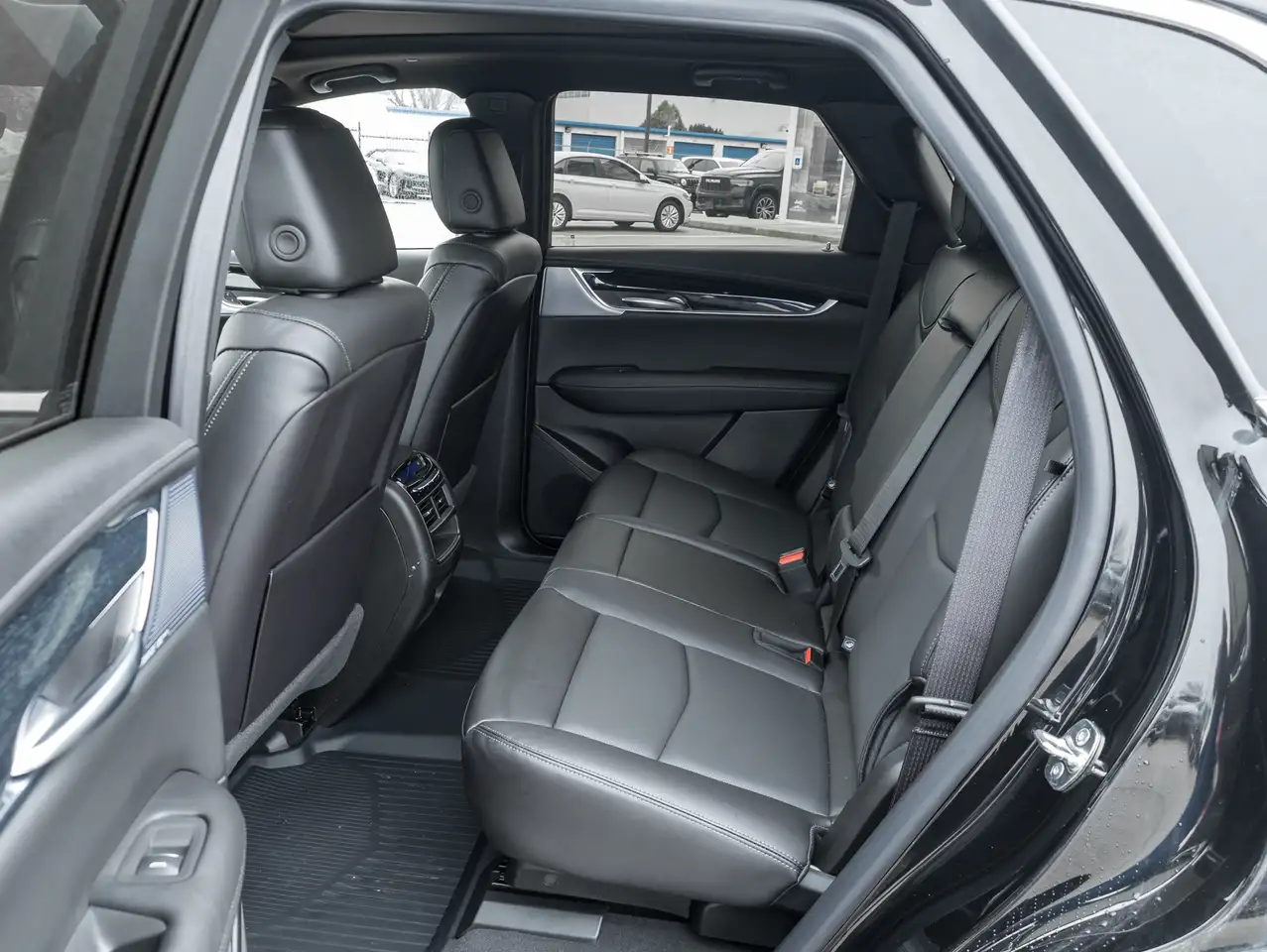Cadillac XT5 снимка Cadillac XT5