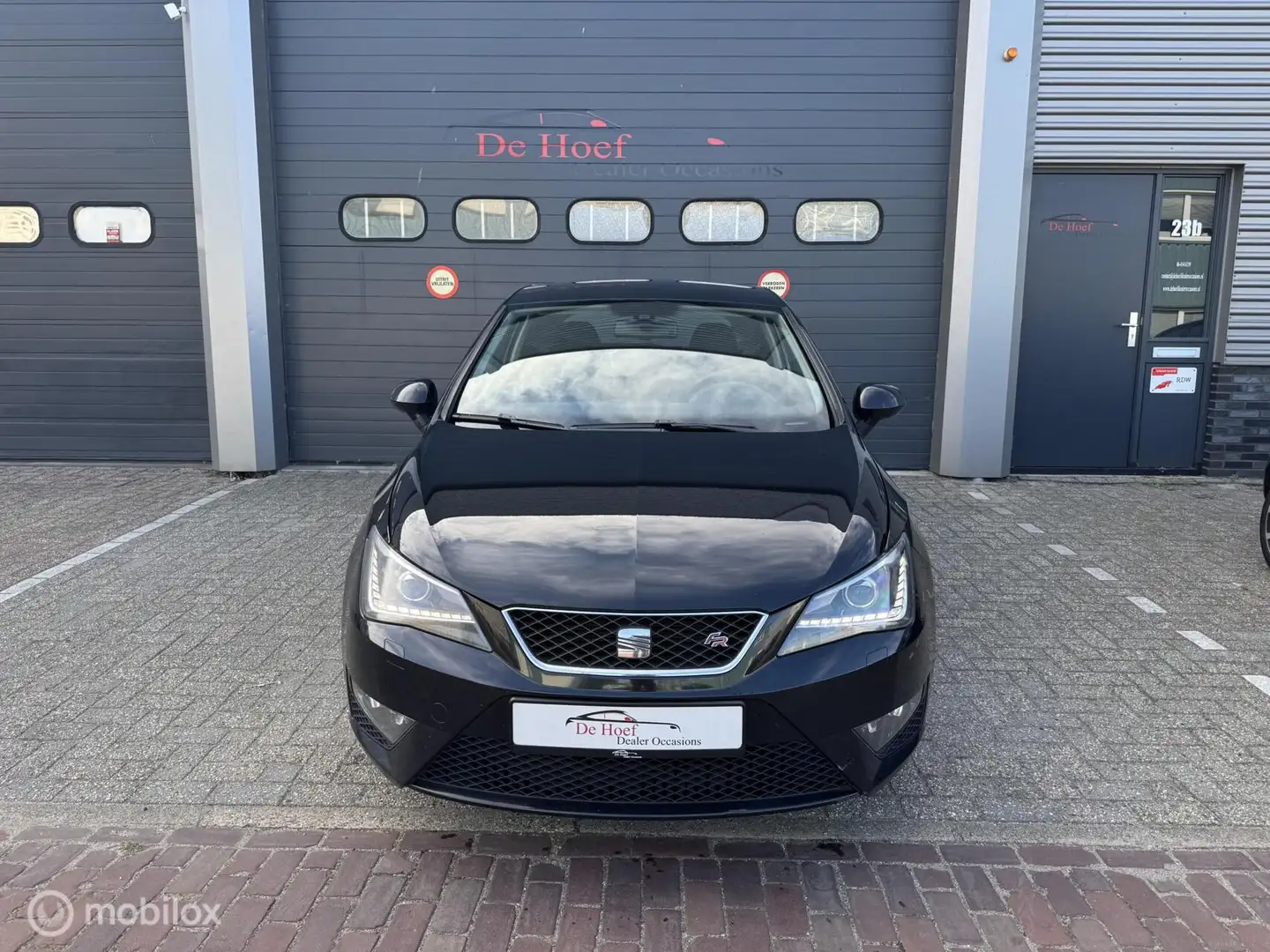 SEAT Ibiza SC 1.2 TSI FR✓Climate ✓Cruise ✓Nw APK Zwart - 2