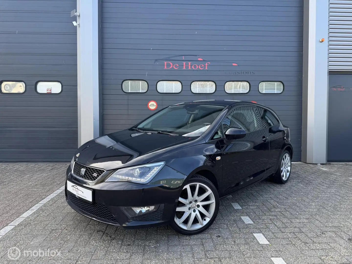 SEAT Ibiza SC 1.2 TSI FR✓Climate ✓Cruise ✓Nw APK Zwart - 1