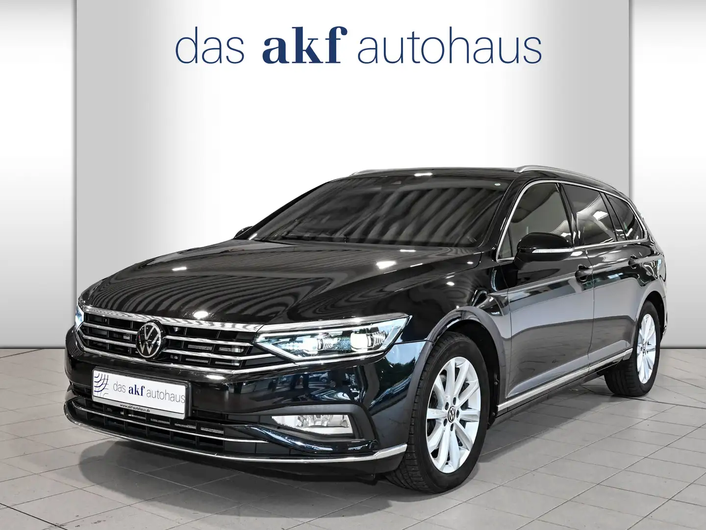 Volkswagen Passat Variant 2.0 TDI DSG Elegance-Navi*AHK*Kamer Schwarz - 1