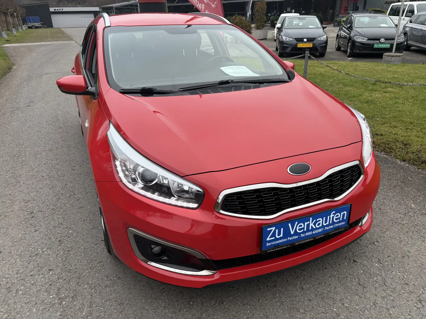 Kia Ceed SW / cee'd SW cee'd SW 1,4 CRDi Silber Silber - 2