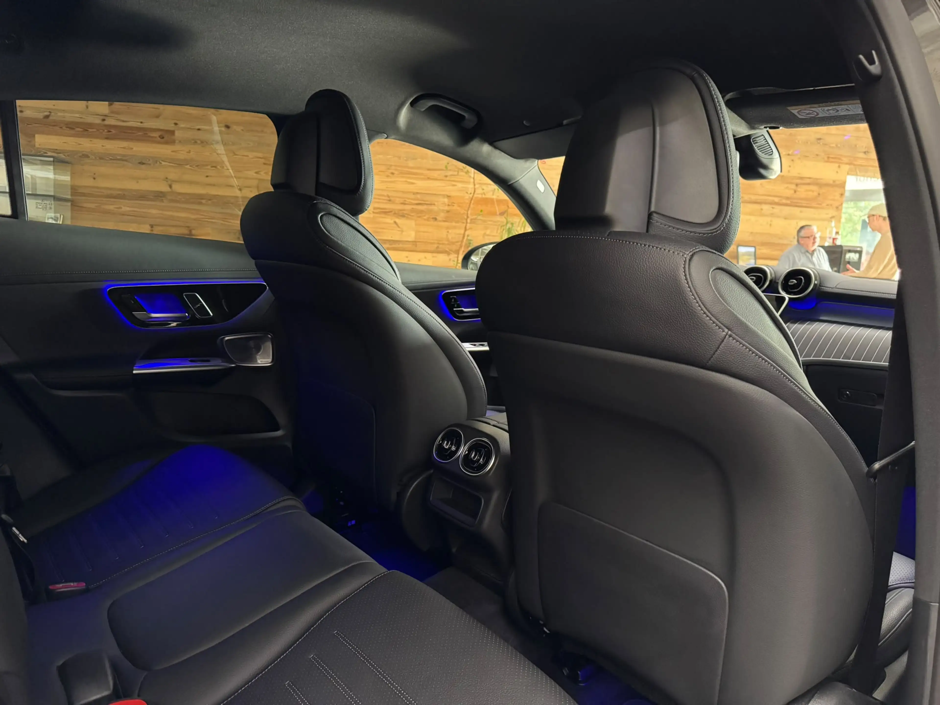Mercedes-Benz G 300 4Matic Burmester3D NightPaket Standheiz. — photo 9