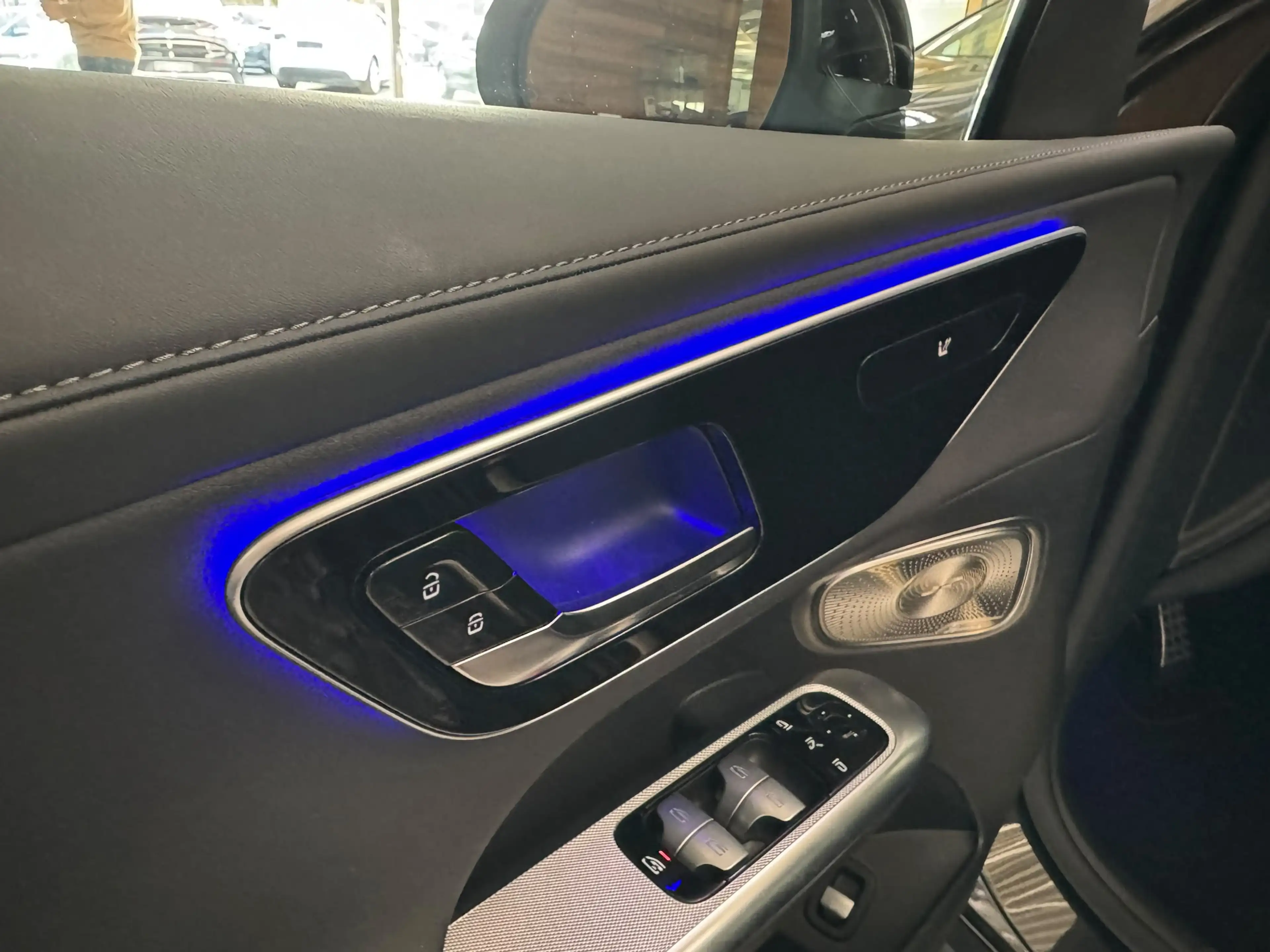 Mercedes-Benz G 300 4Matic Burmester3D NightPaket Standheiz. — photo 14