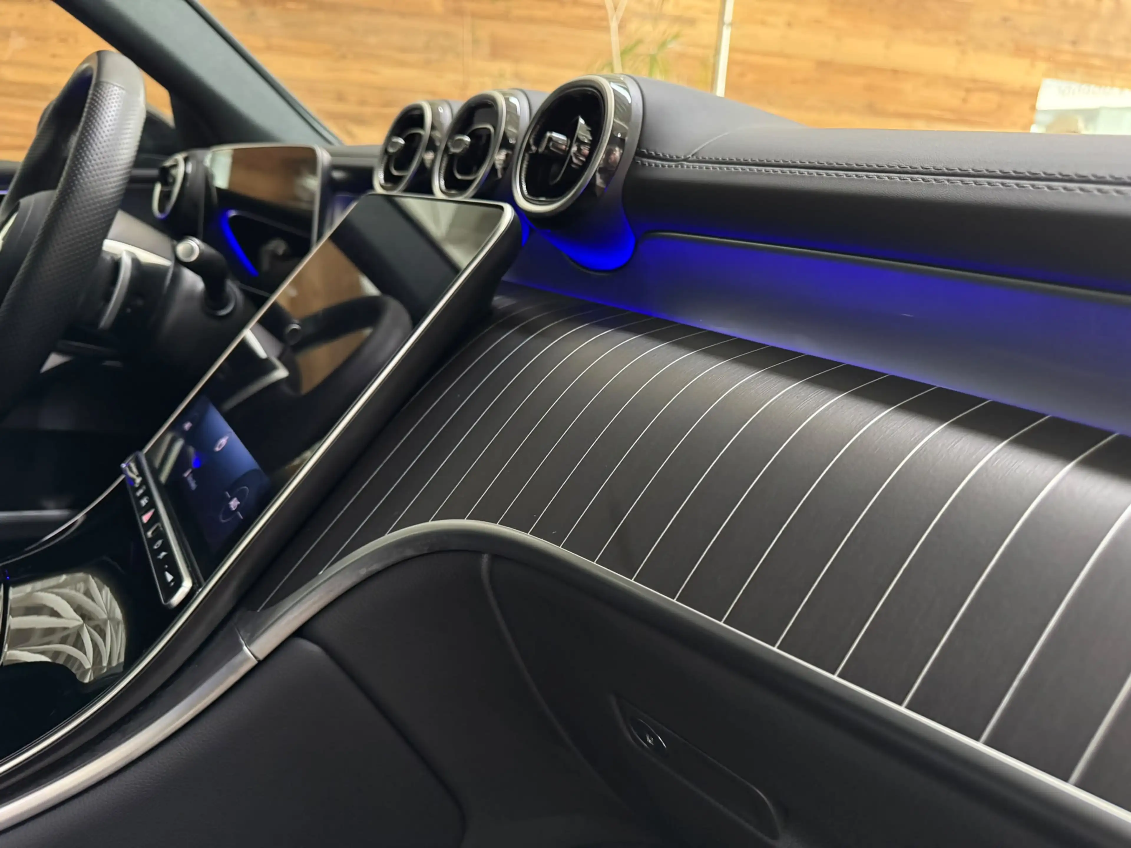 Mercedes-Benz G 300 4Matic Burmester3D NightPaket Standheiz. — photo 13