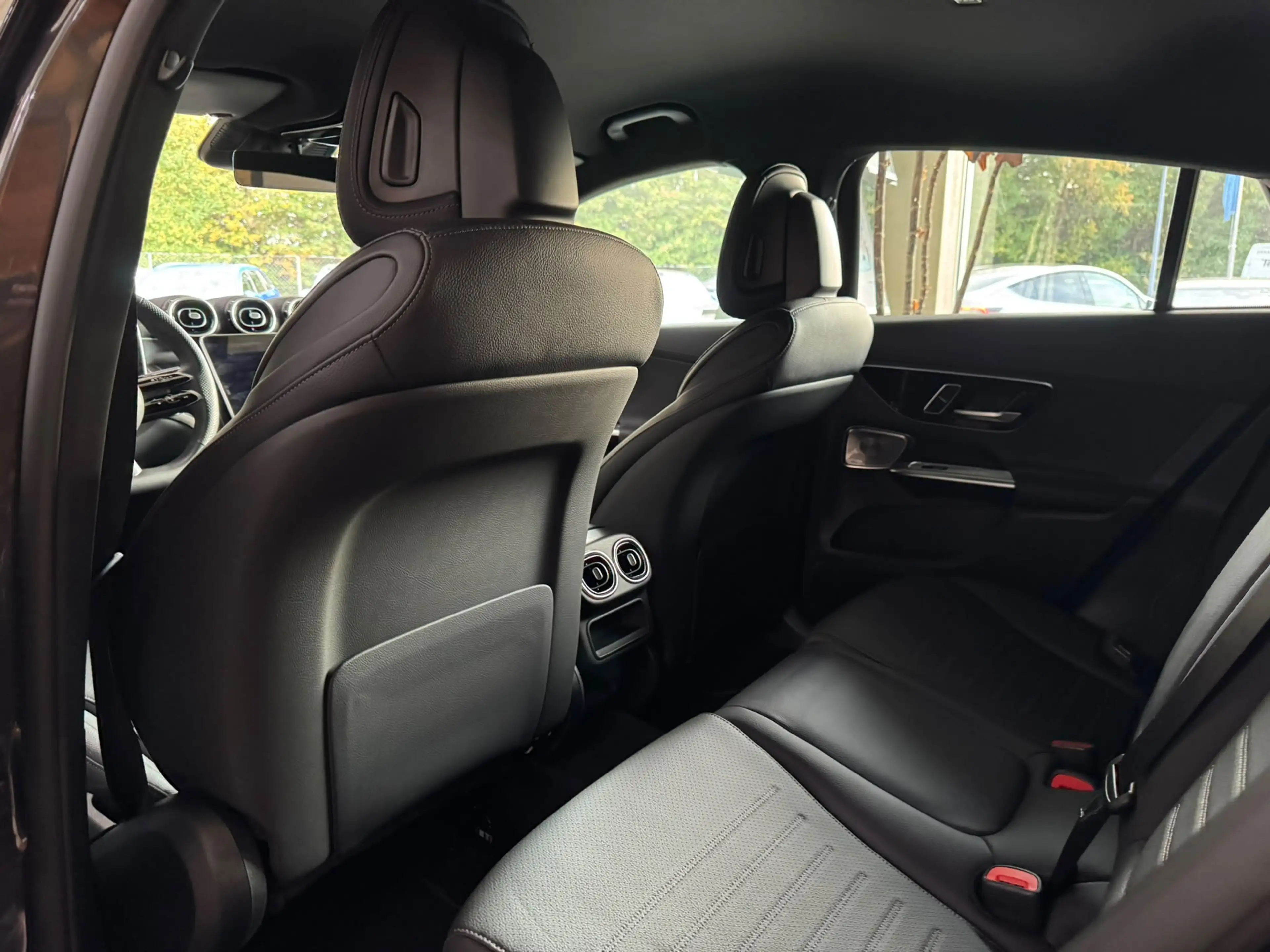 Mercedes-Benz G 300 4Matic Burmester3D NightPaket Standheiz. — photo 8