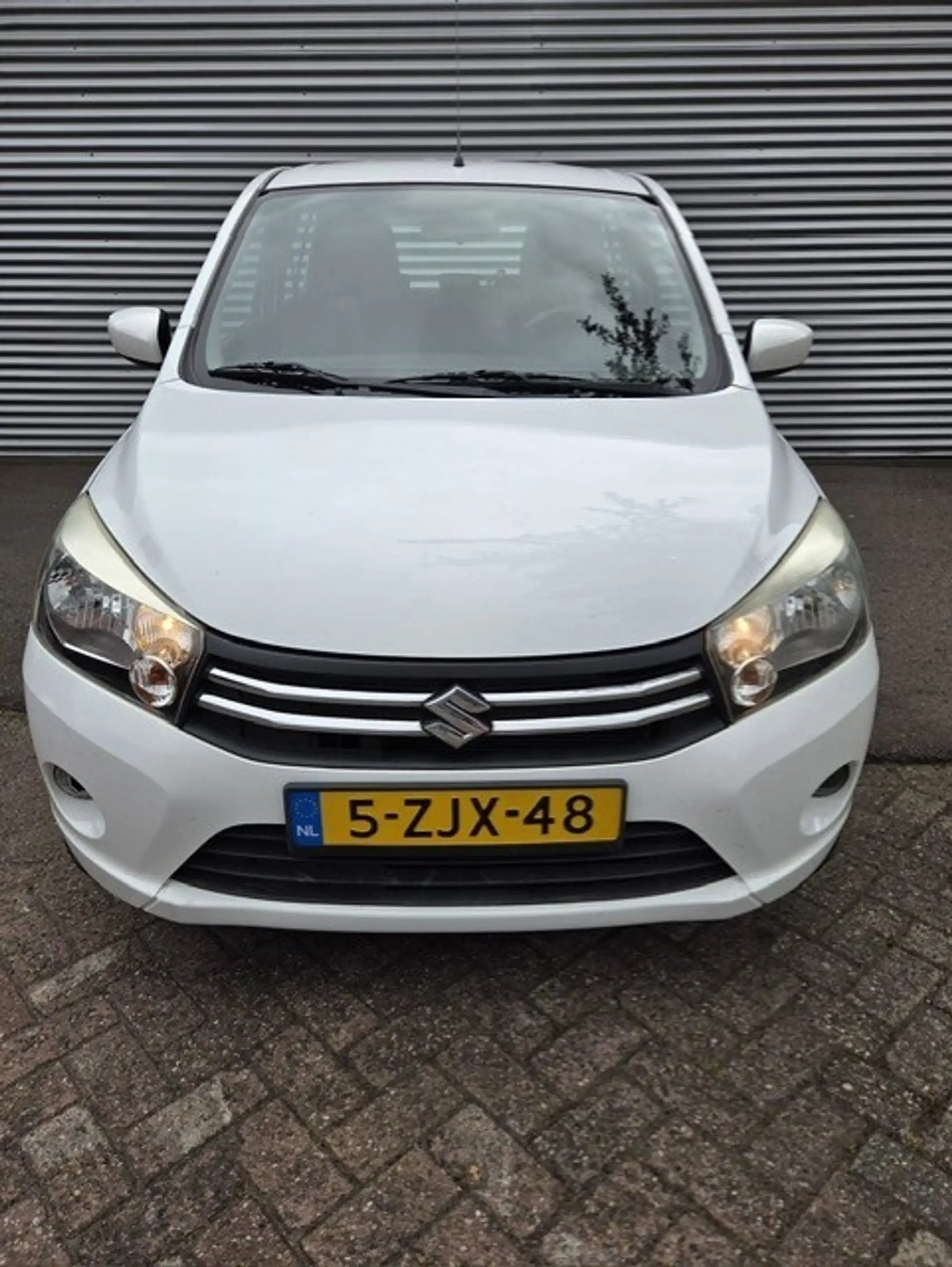 Suzuki Celerio 1.0 Exclusive — photo 3