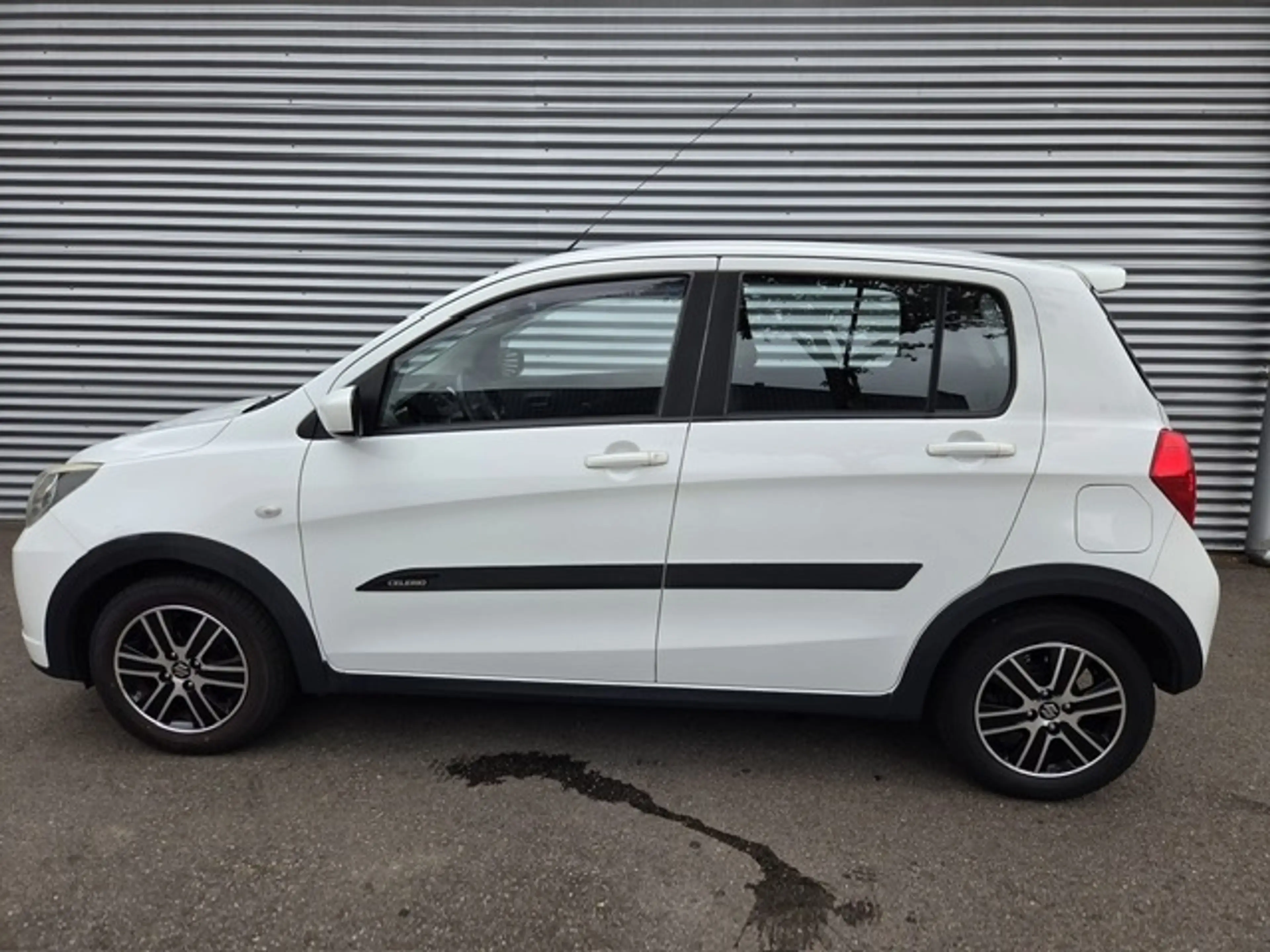 Suzuki Celerio 1.0 Exclusive — photo 2