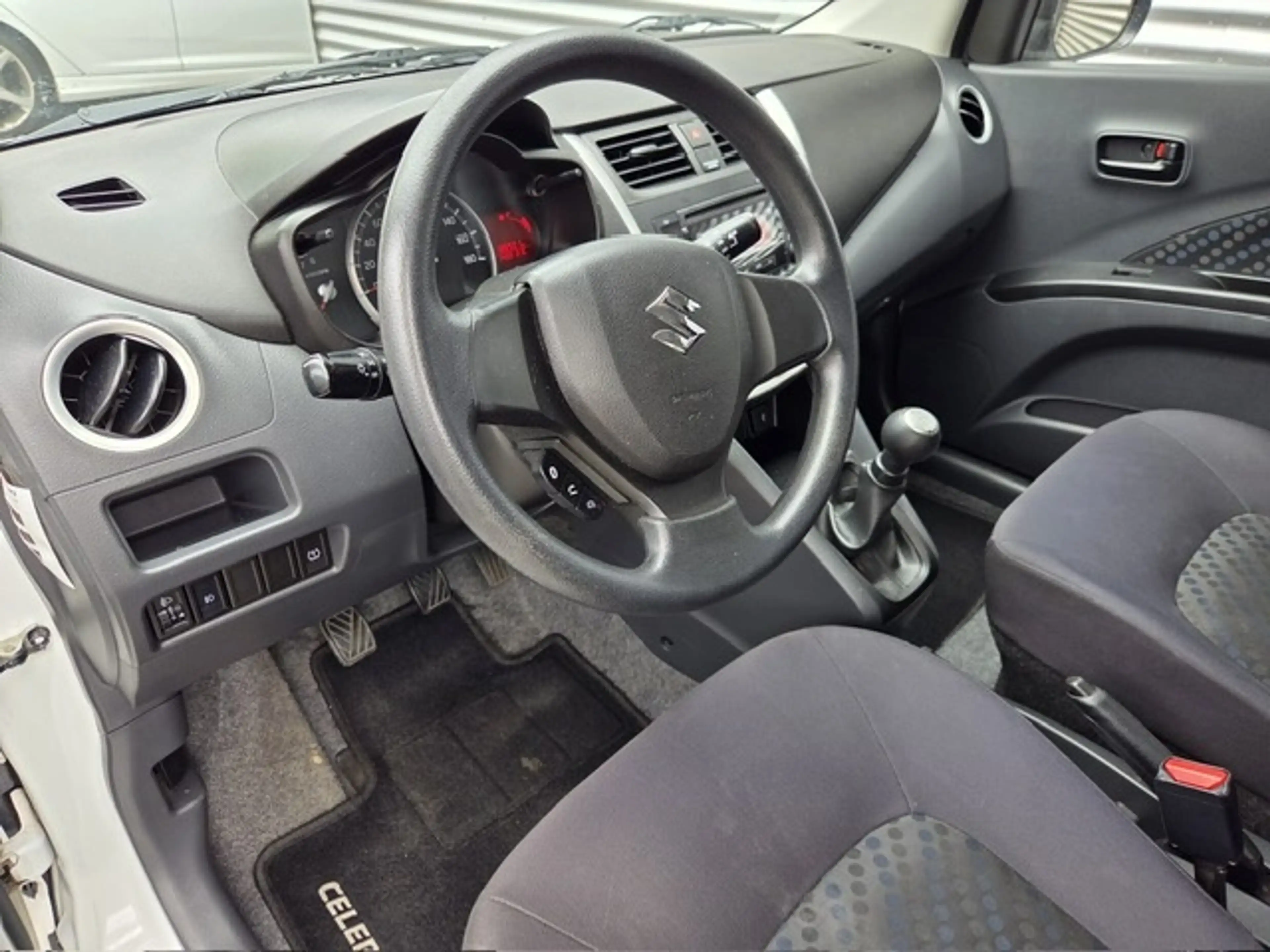 Suzuki Celerio 1.0 Exclusive — photo 5