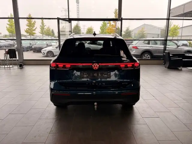 Volkswagen Tiguan view 5