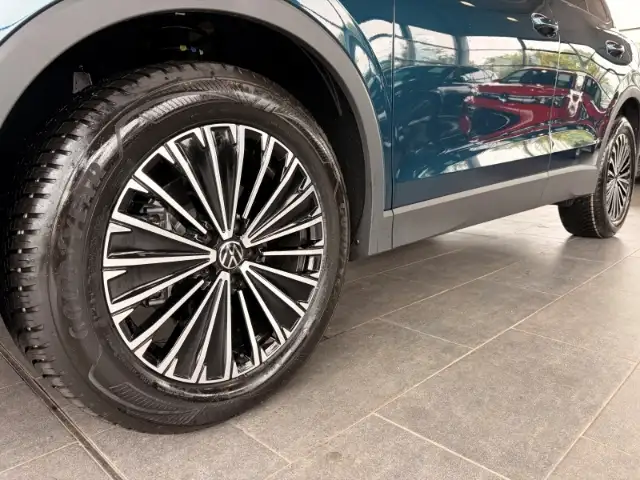 Volkswagen Tiguan view 7
