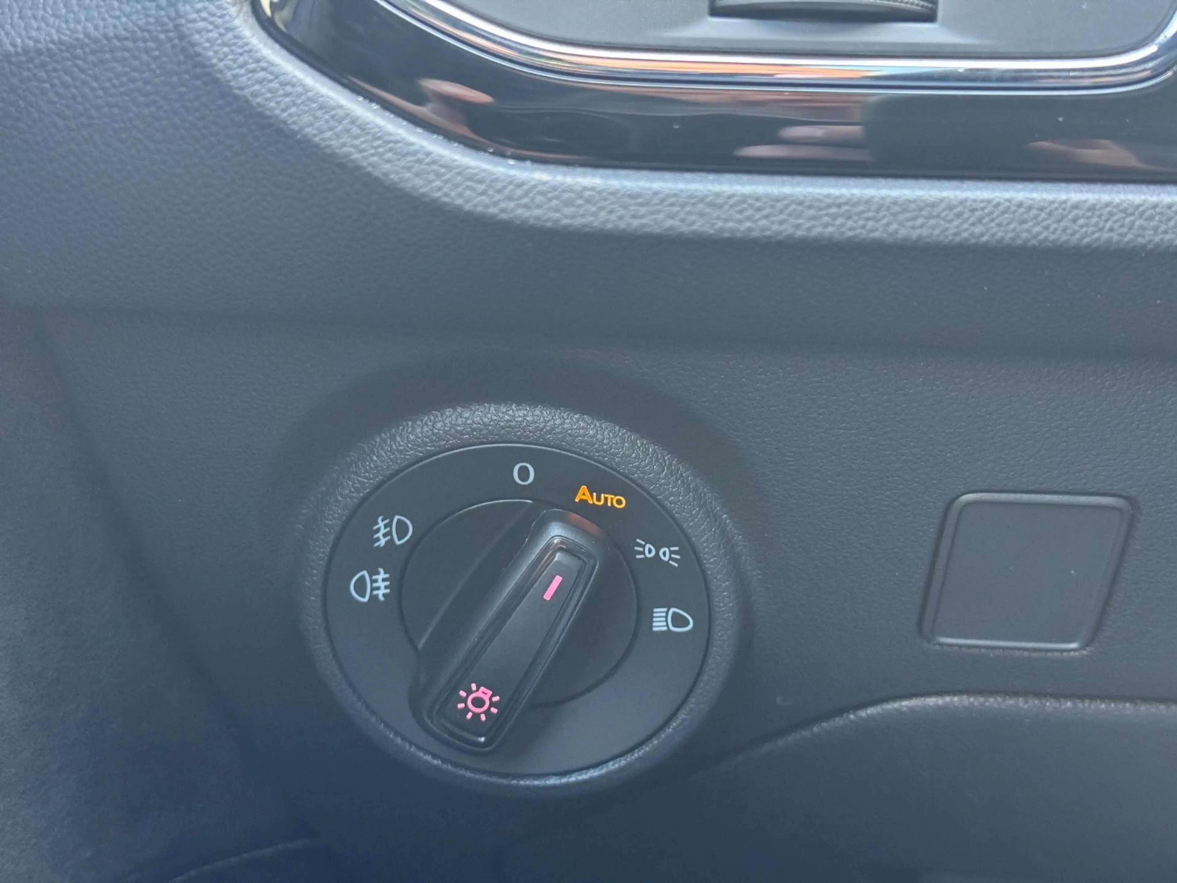 SEAT Leon Cupra 290 Panorama+LED+Navi+BeatsAudio — photo 21