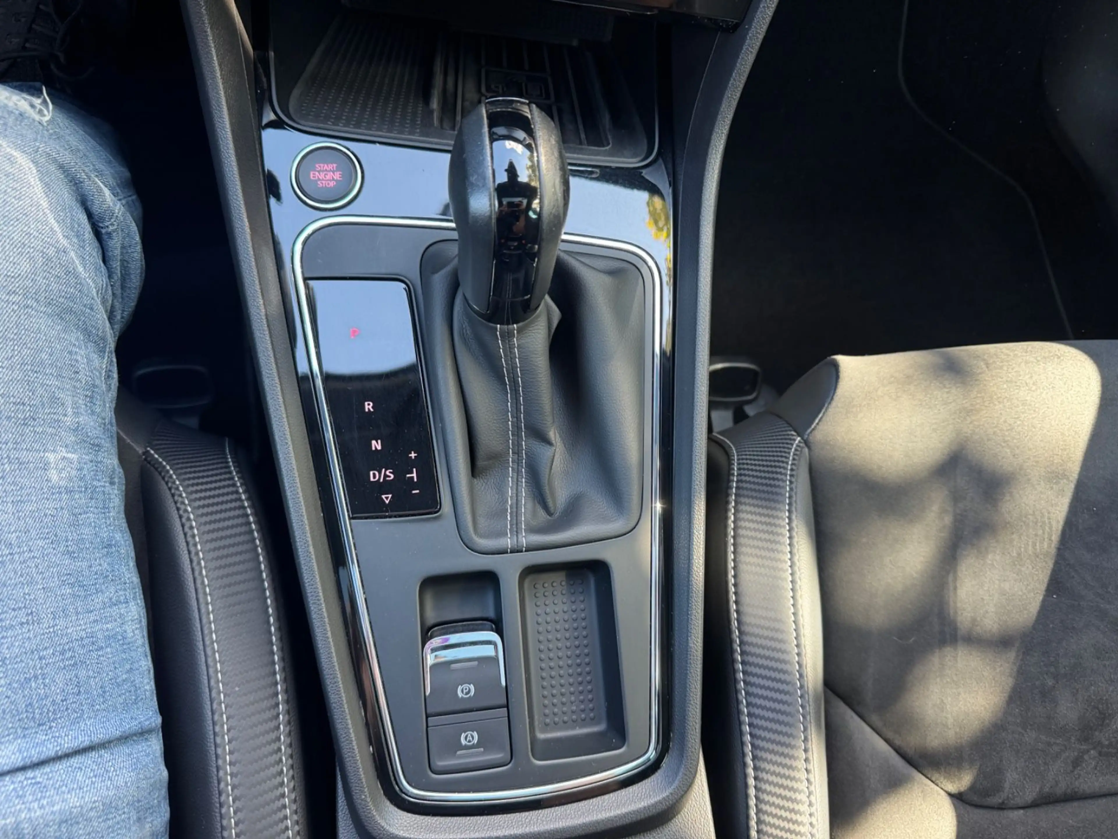 SEAT Leon Cupra 290 Panorama+LED+Navi+BeatsAudio — photo 16