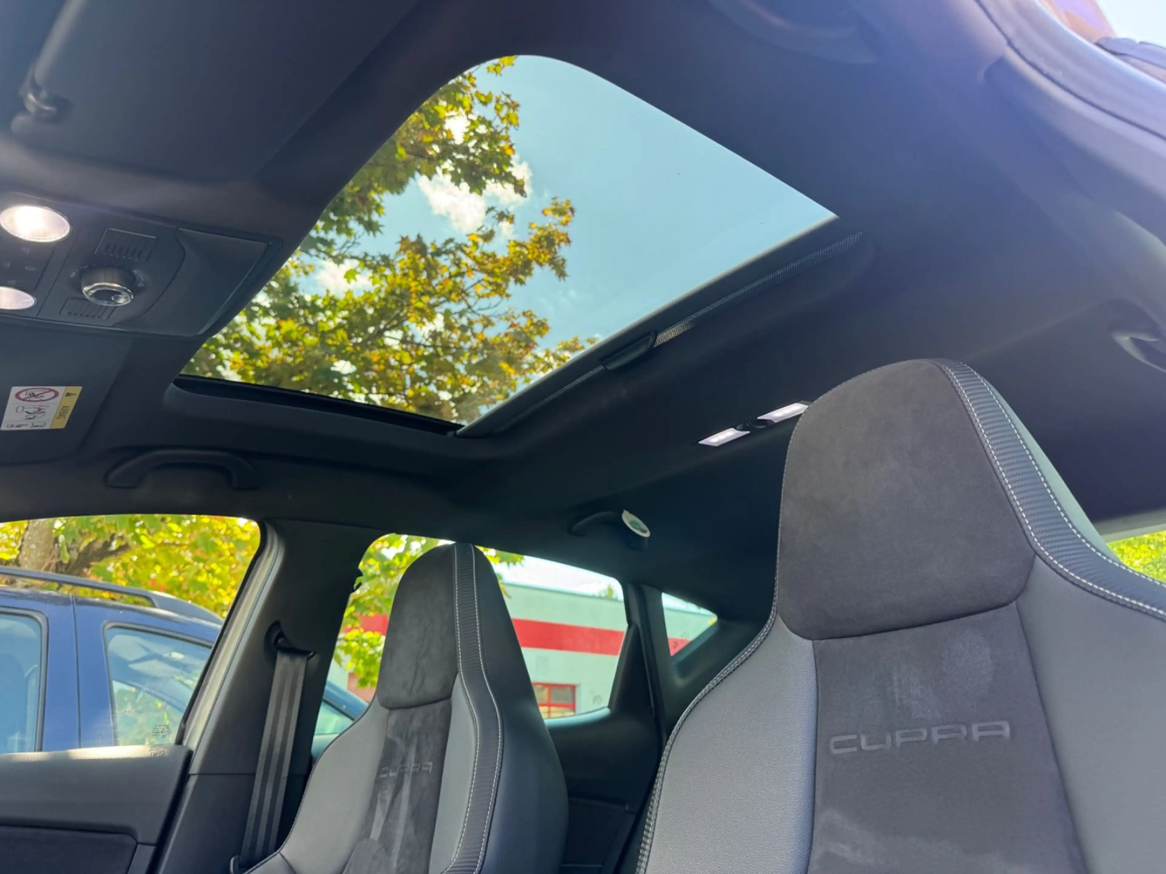 SEAT Leon Cupra 290 Panorama+LED+Navi+BeatsAudio — photo 13