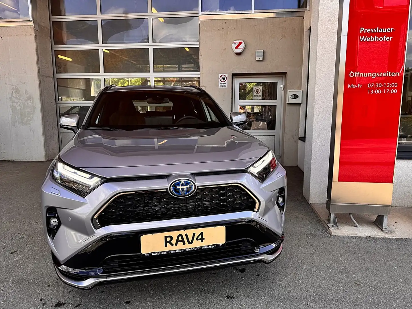 Toyota RAV 4 RAV4 2,5 Hybrid PHEV AWD Silber - 2