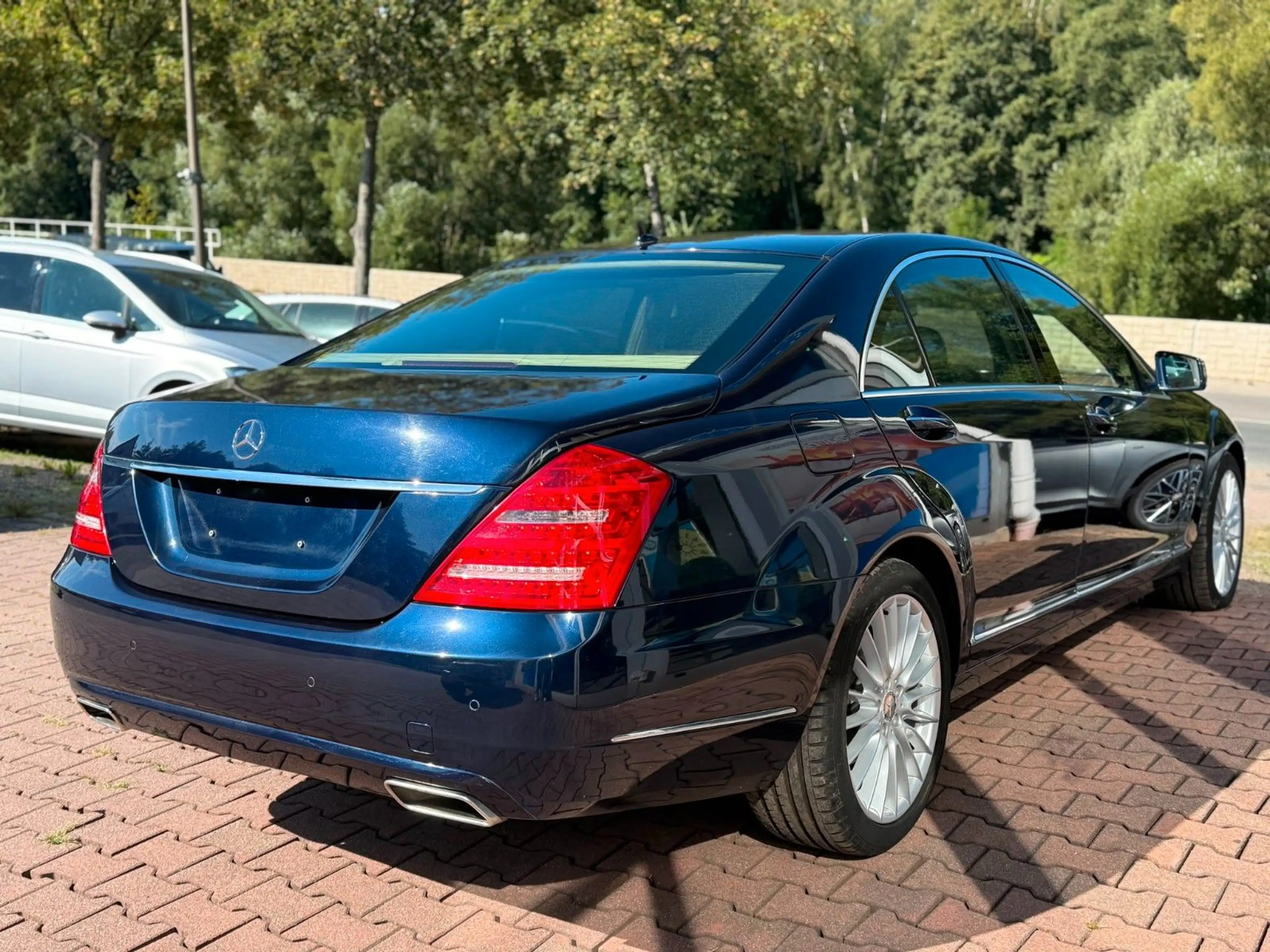 Mercedes-Benz S 350 S Limousine S 350 BlueTec 4Matic L — photo 4
