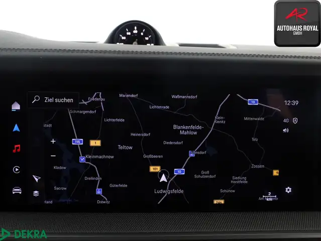 Porsche Cayenne view 14