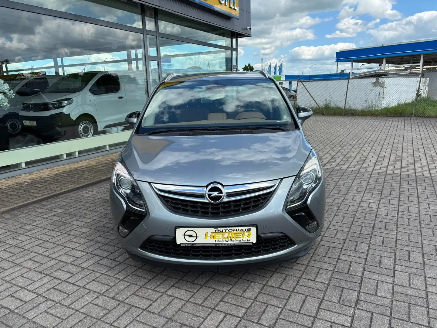 Opel Zafira 1.4 Turbo I XENON I RFK I AHK I 7 SITZER Silber - 2