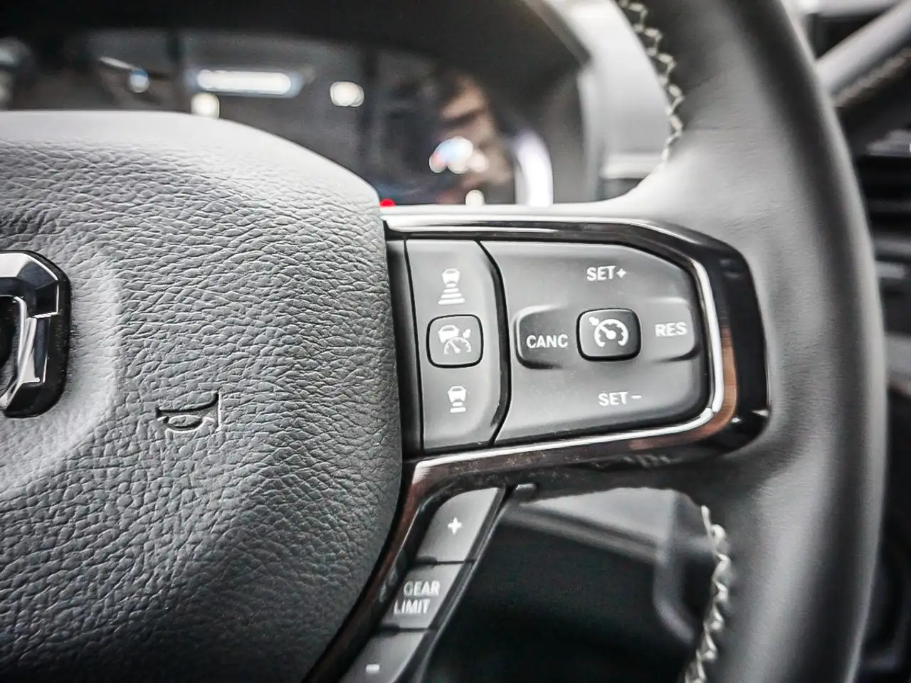 RAM 2500 снимка RAM 2500