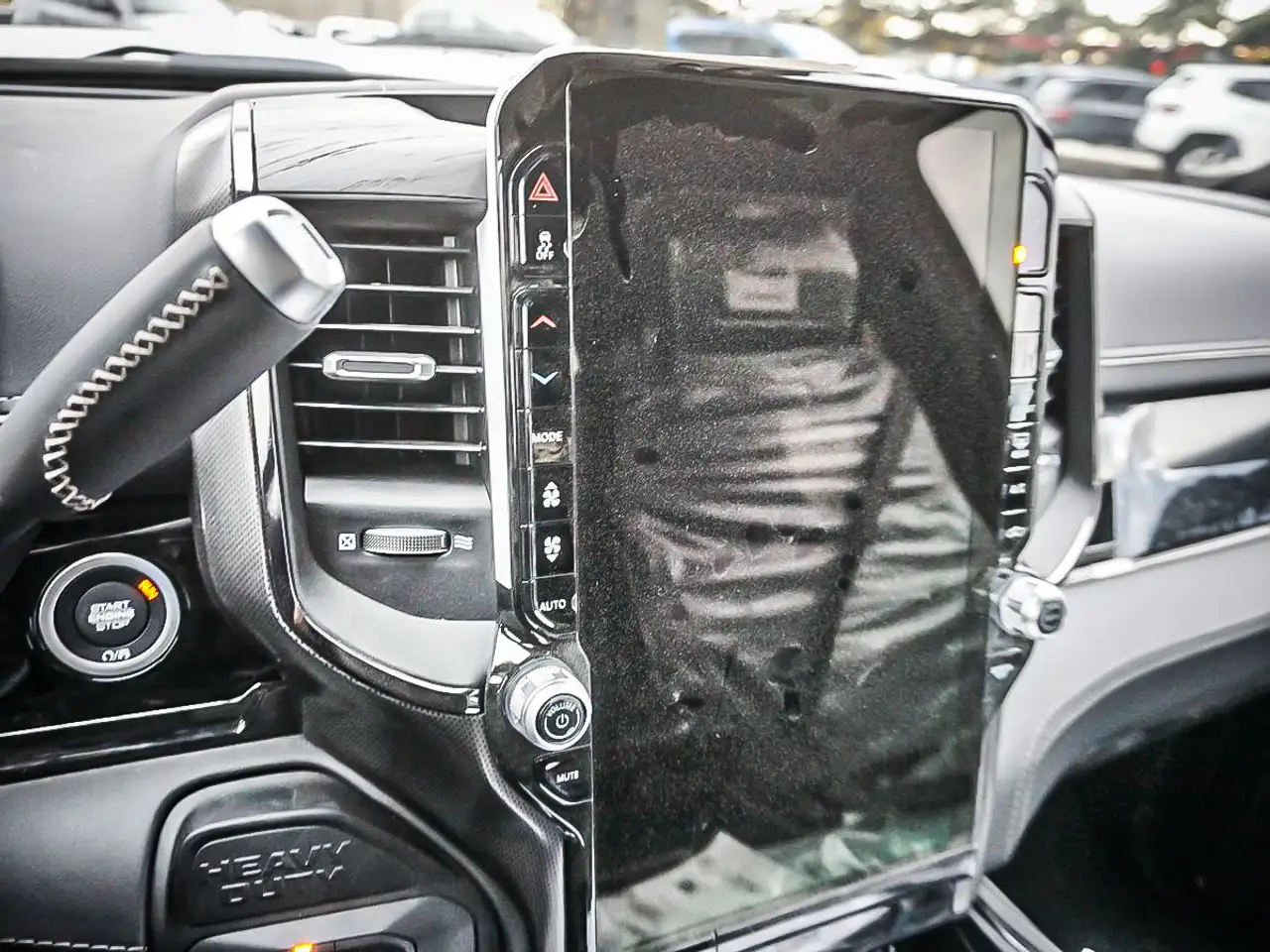 RAM 2500 снимка RAM 2500