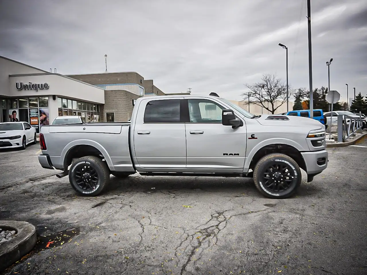 RAM 2500 снимка RAM 2500