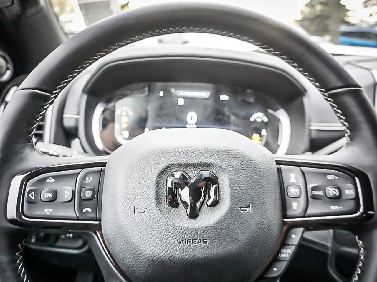 RAM 2500 снимка RAM 2500