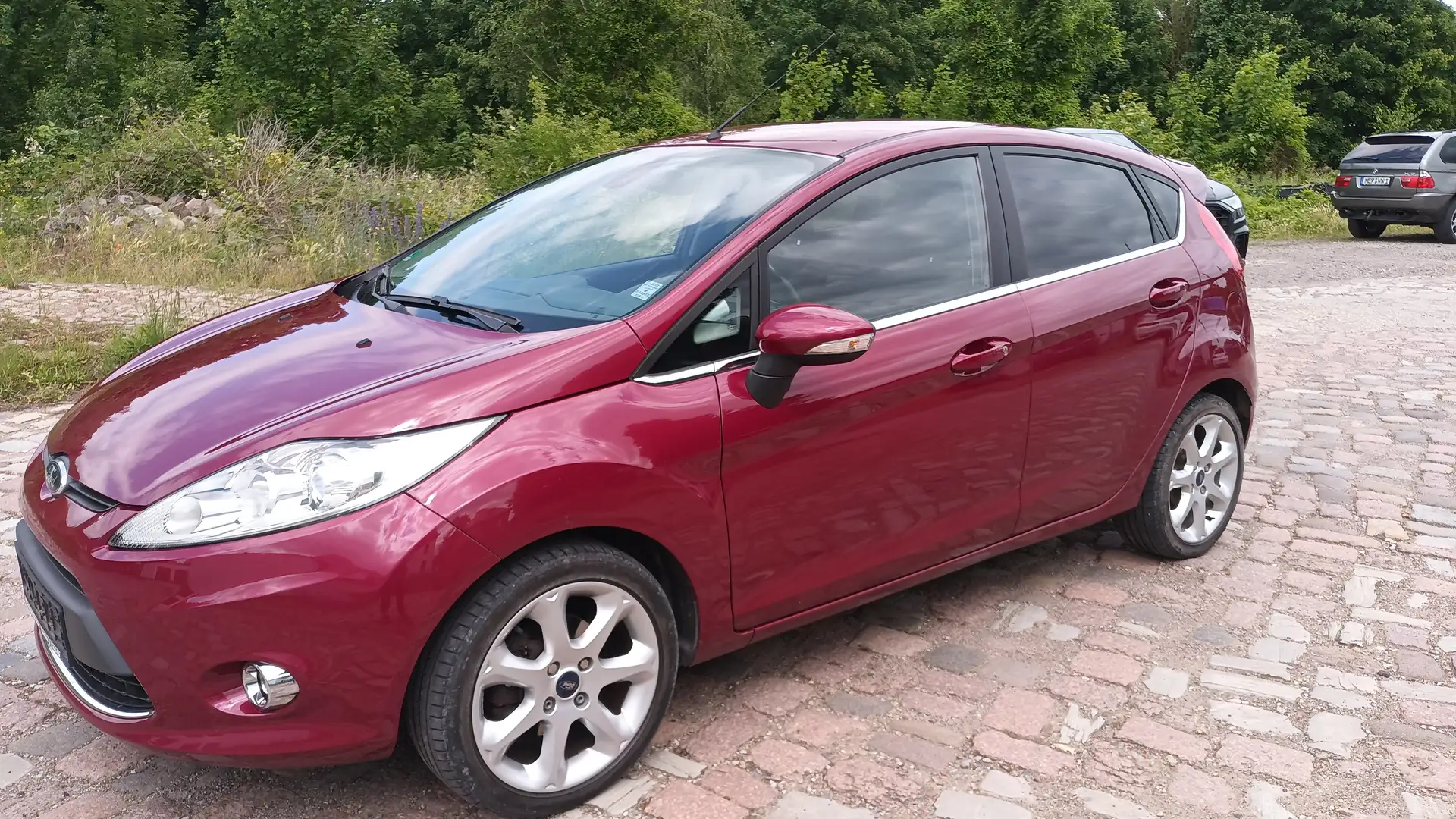 Ford Fiesta Fiesta 1.4 Ghia Violett - 1
