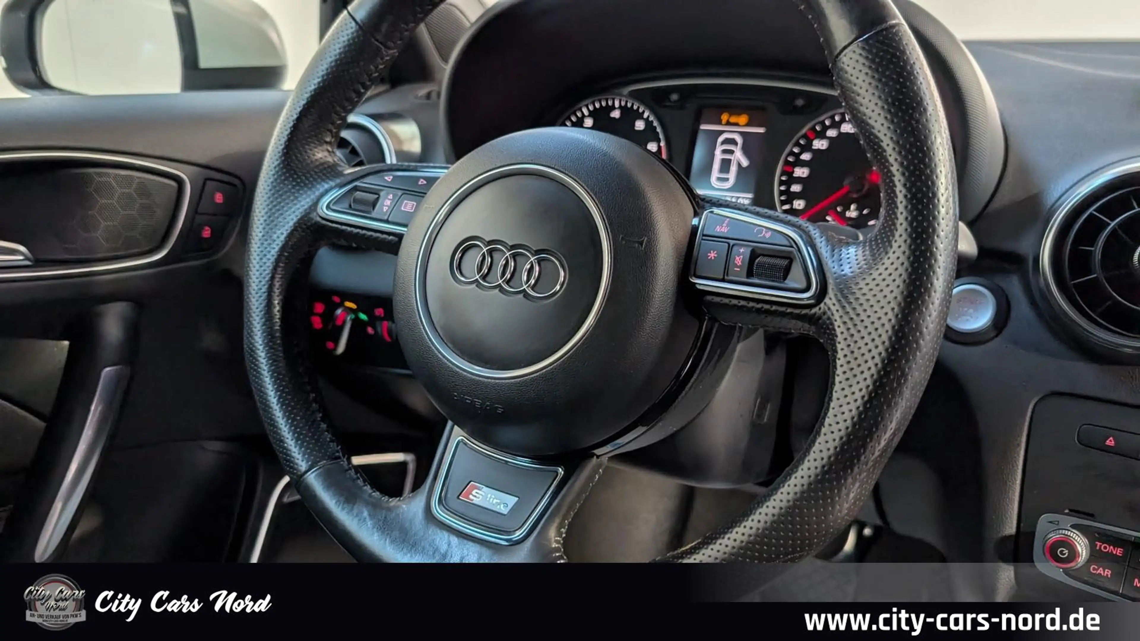 Audi A1 S Line Sportpaket BOSE+LEDER+XENON+TEMPO+PDC — photo 14