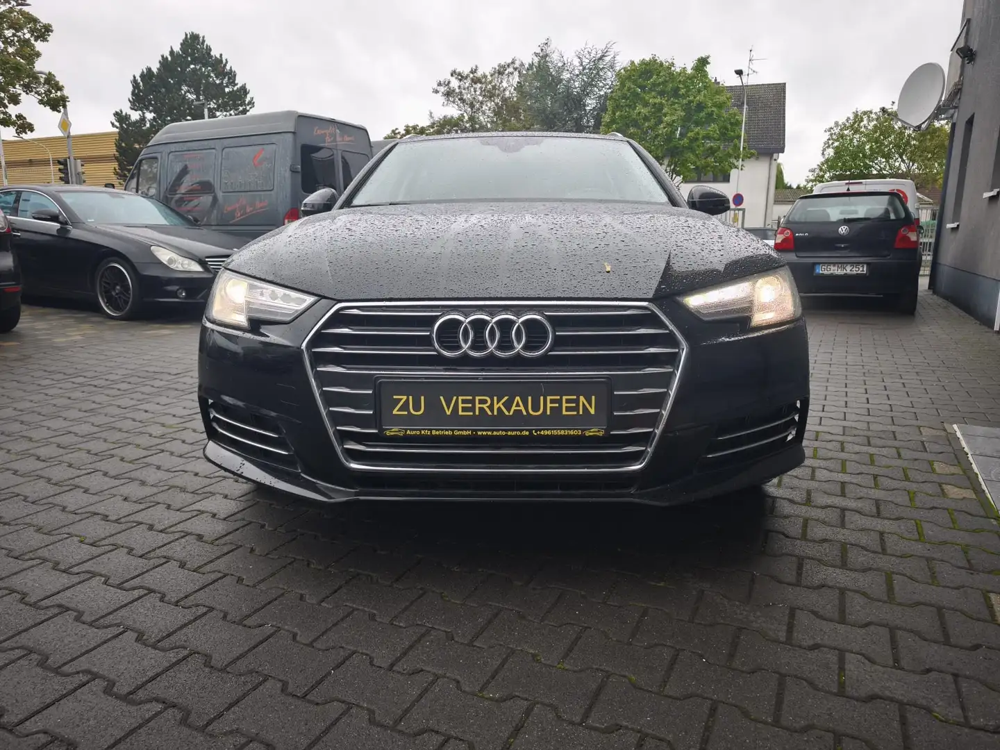 Audi A4 design Schwarz - 1