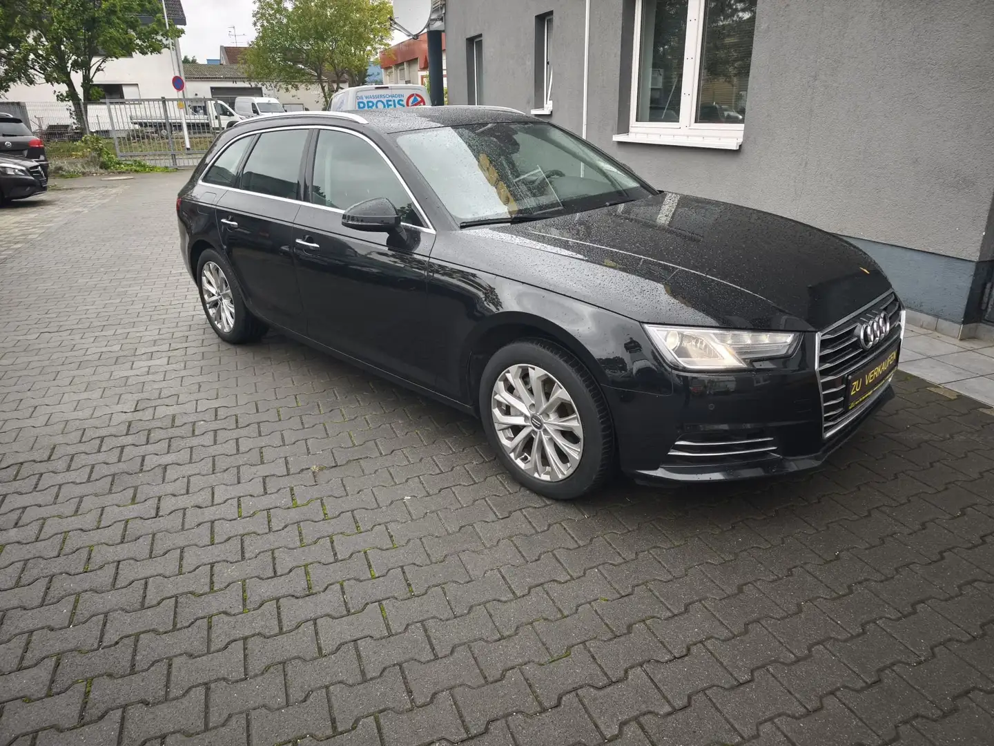Audi A4 design Schwarz - 2