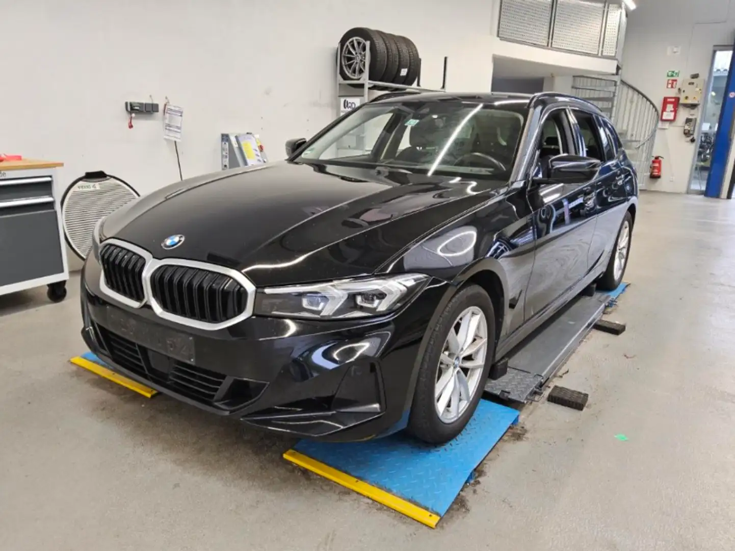 BMW 318 LCI/FACELIFT/CAM/ACC/SPUR/WIDE/WIFI Nero - 1