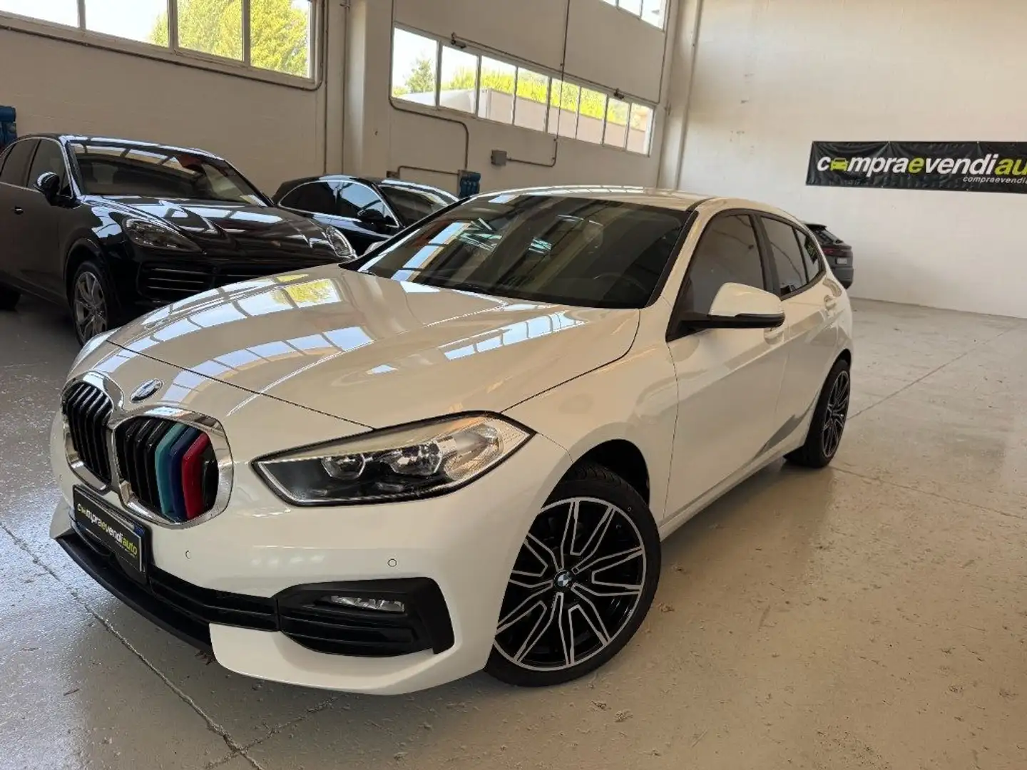 BMW 116 d 5p. Sport Blanc - 1